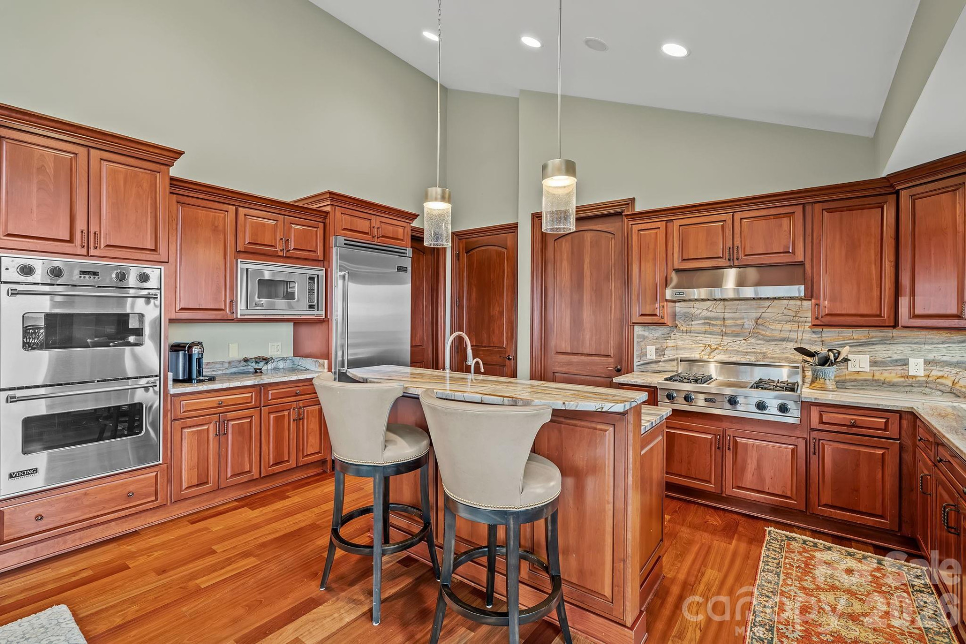 29 South Point Drive - Photo 9