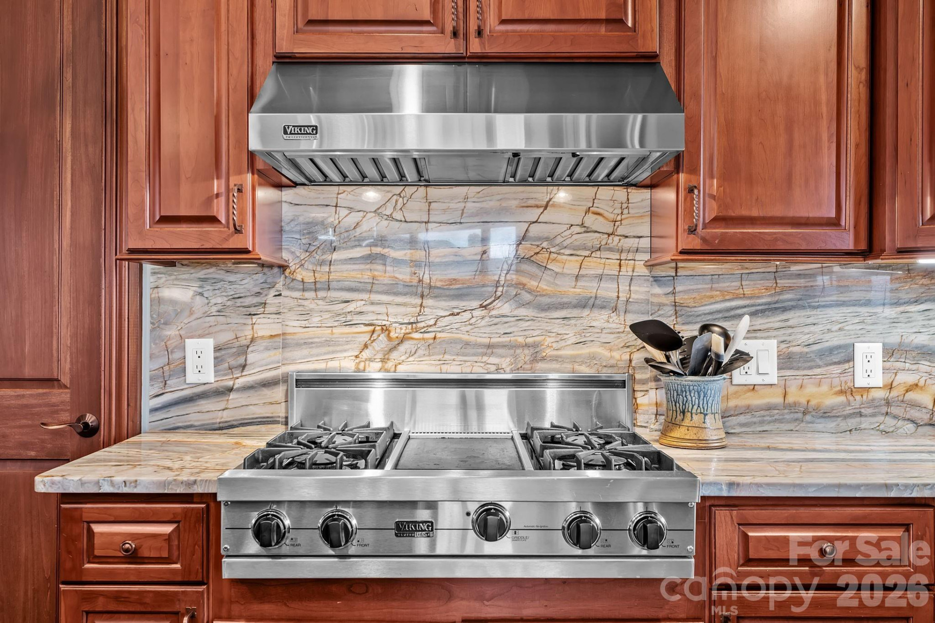 29 South Point Drive - Photo 10