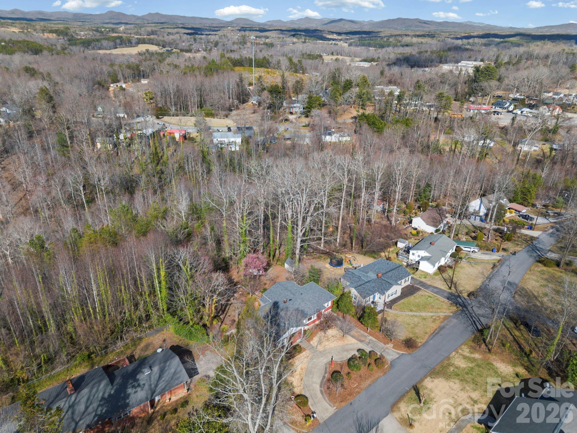 204 Fernwood Drive - Photo 9