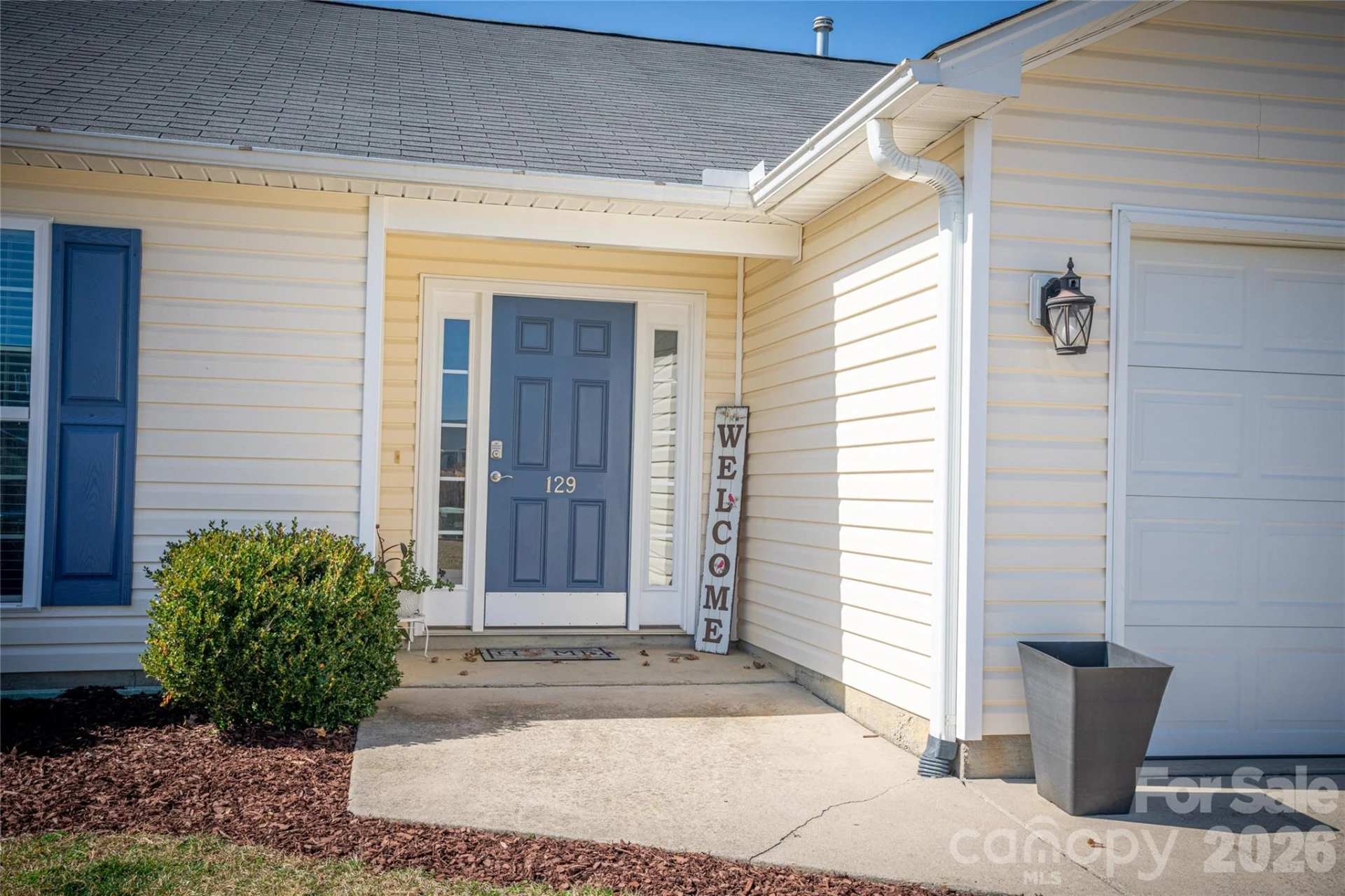 129 New River Drive - Photo 2