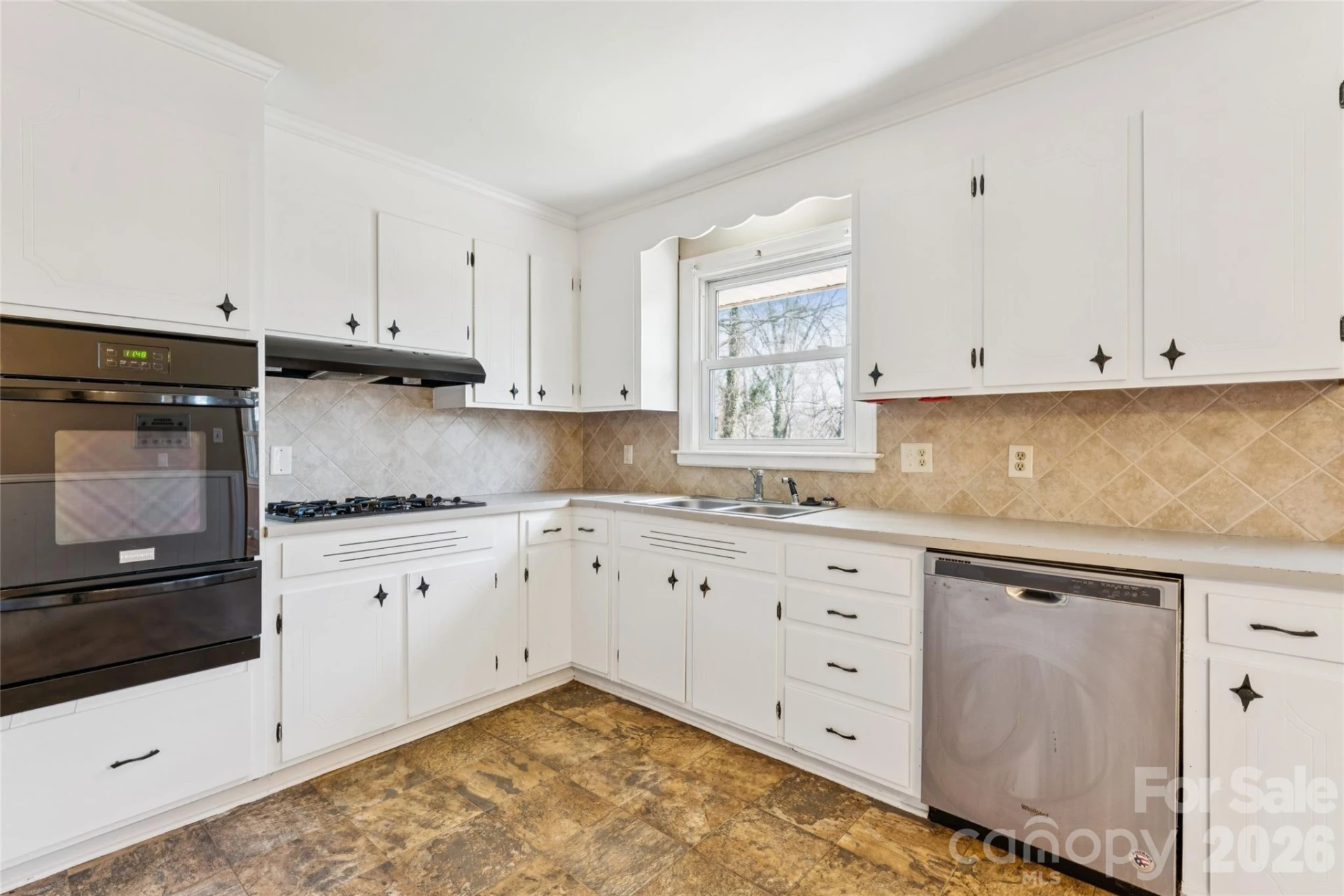 110 Hillcrest Drive - Photo 7