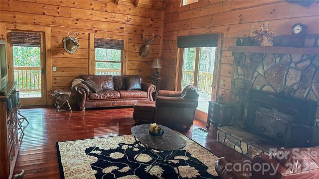 1694 Humpback Mountain Road, Spruce Pine, NC, 28777
