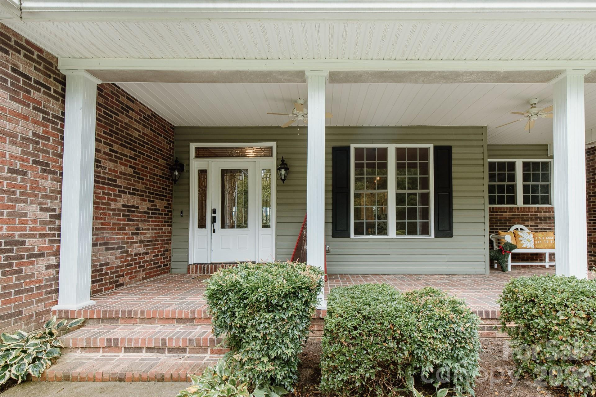 110 Mandy Lane - Photo 3