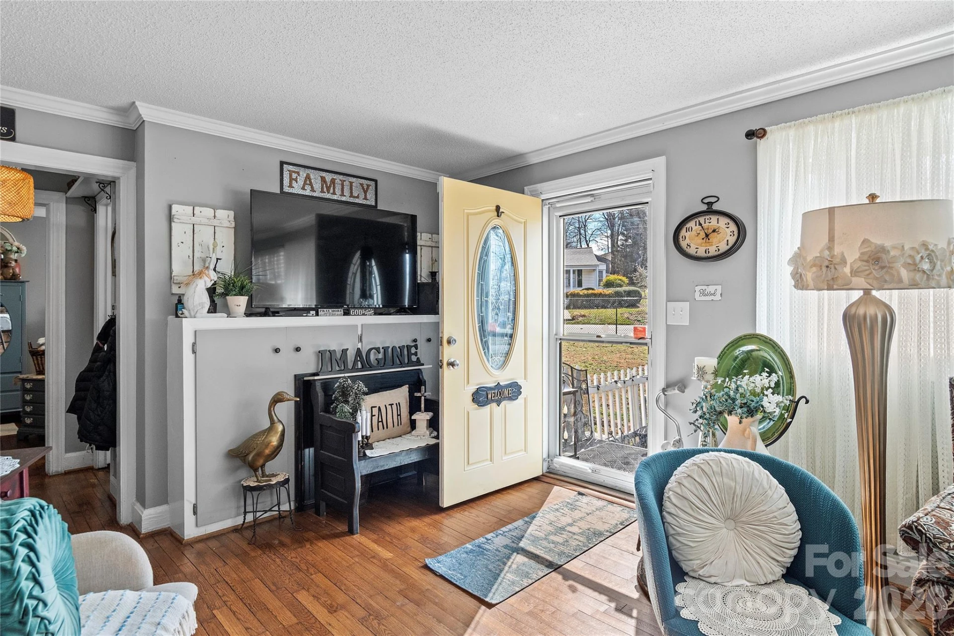 113 Hardy Street - Photo 4