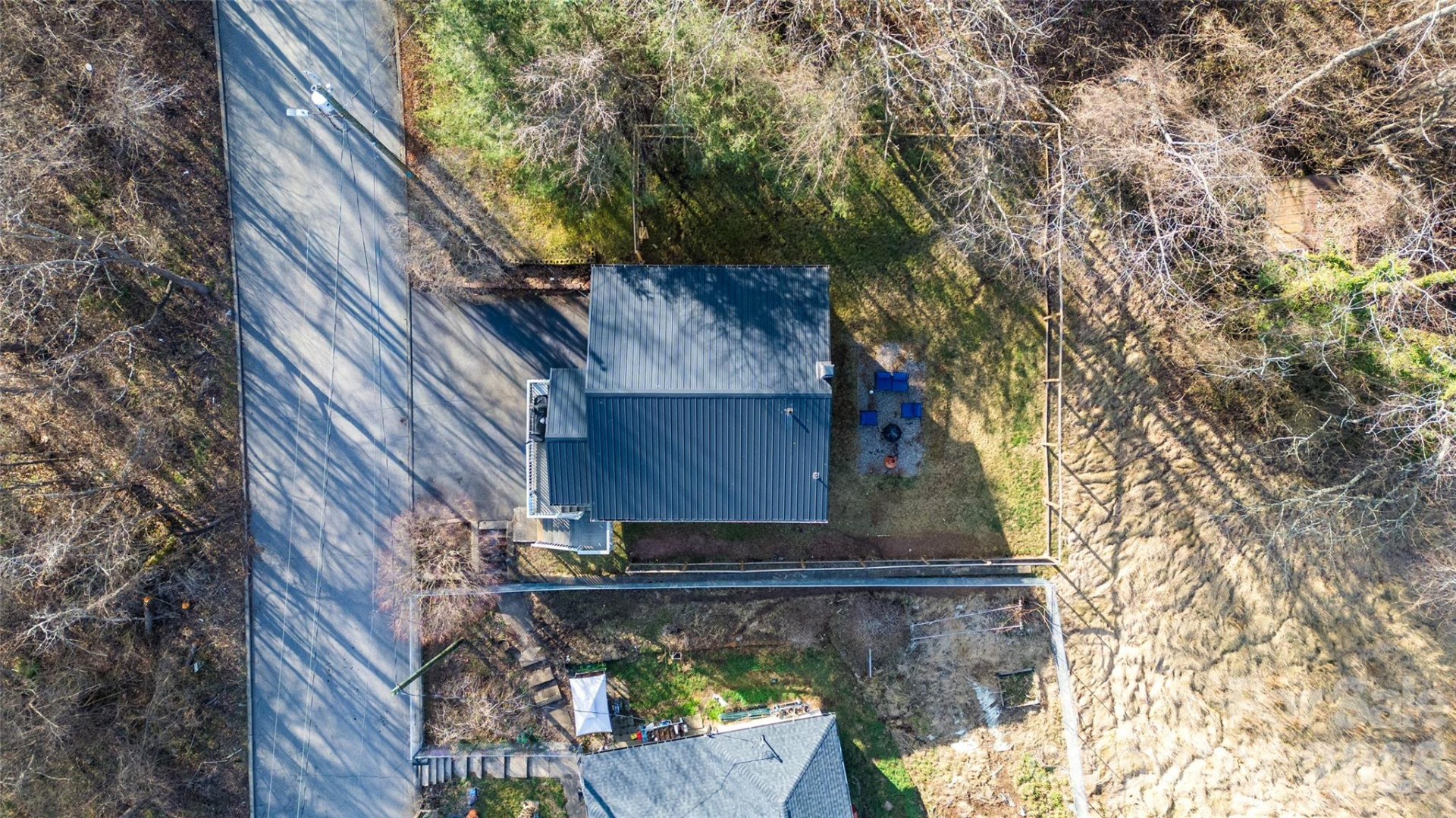 118 Mitchell Street - Photo 3