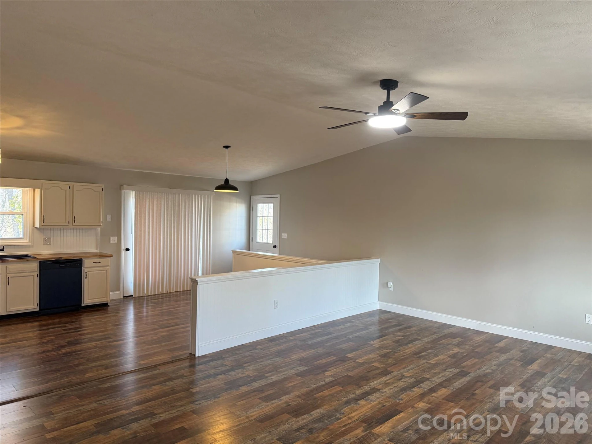 628 Hidden View Loop - Photo 9