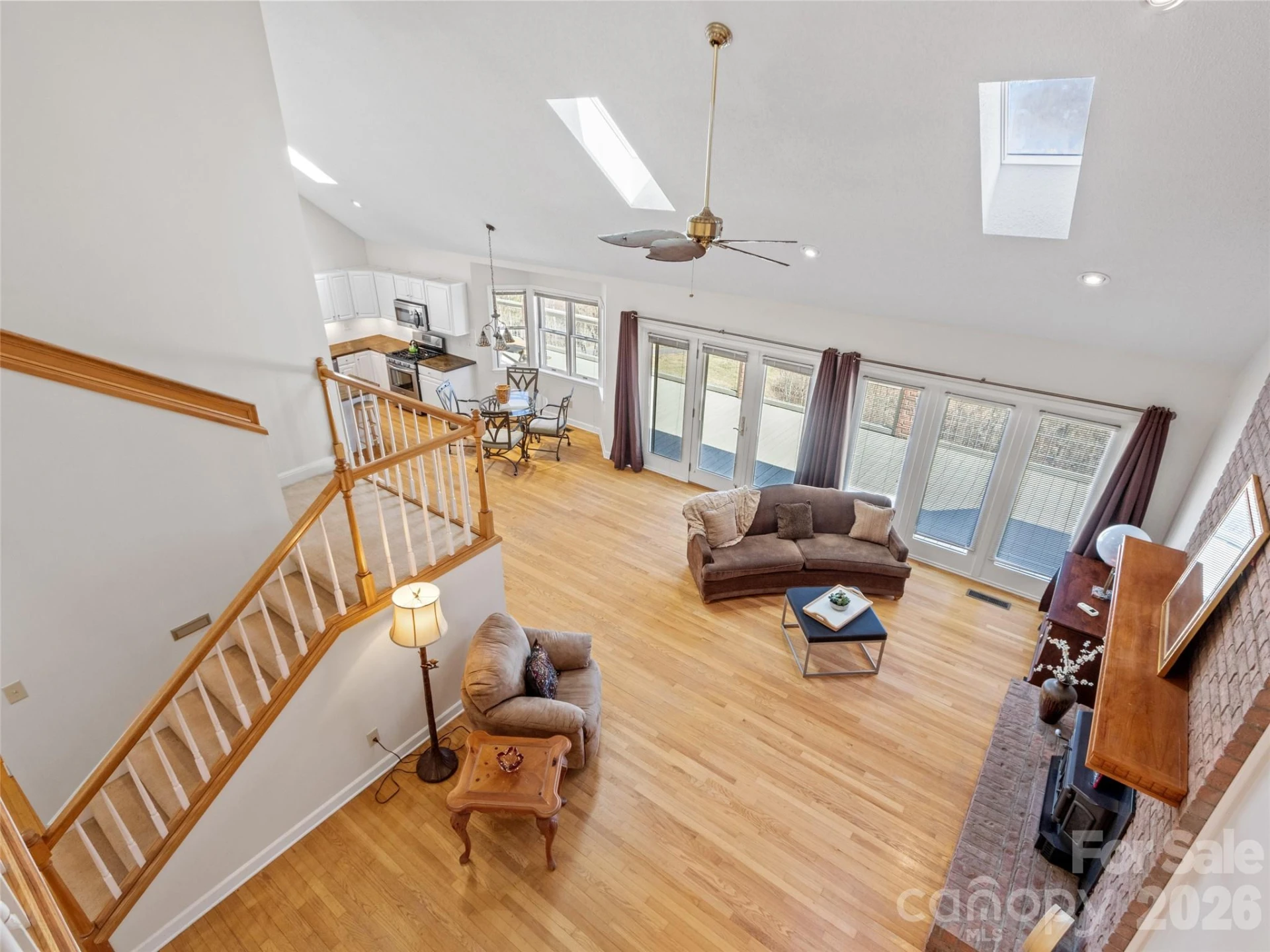 126 Hillcrest Drive - Photo 6