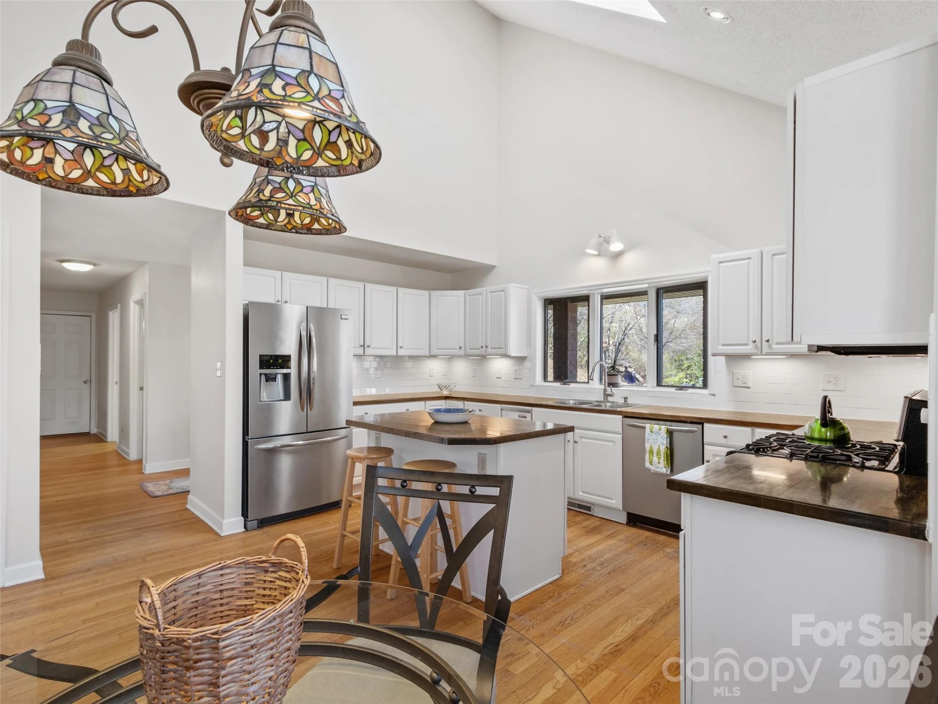 126 Hillcrest Drive - Photo 8