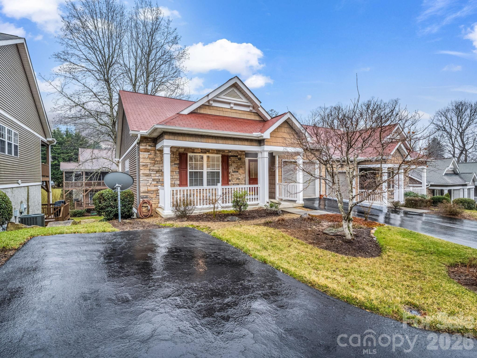 25 Coldwater Lane - Photo 2