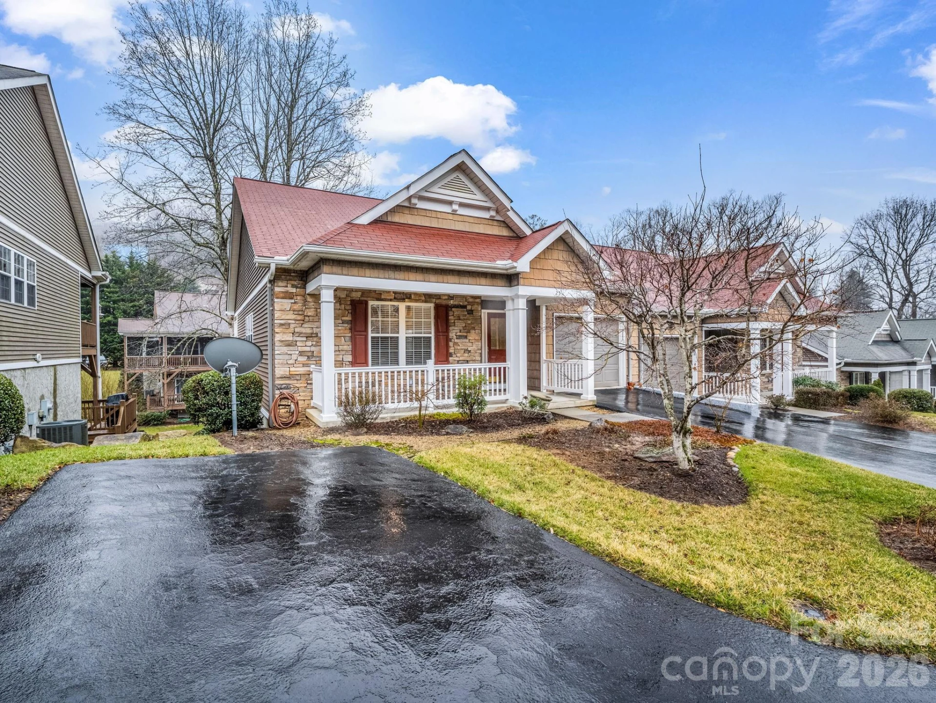 25 Coldwater Lane - Photo 2