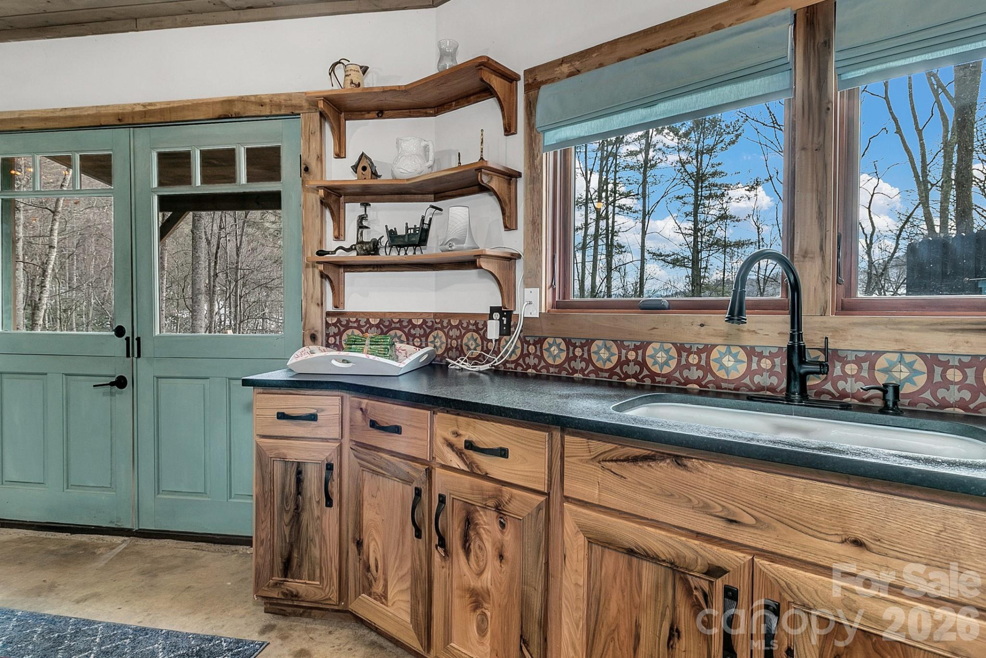 346 Lucky Lane - Photo 32