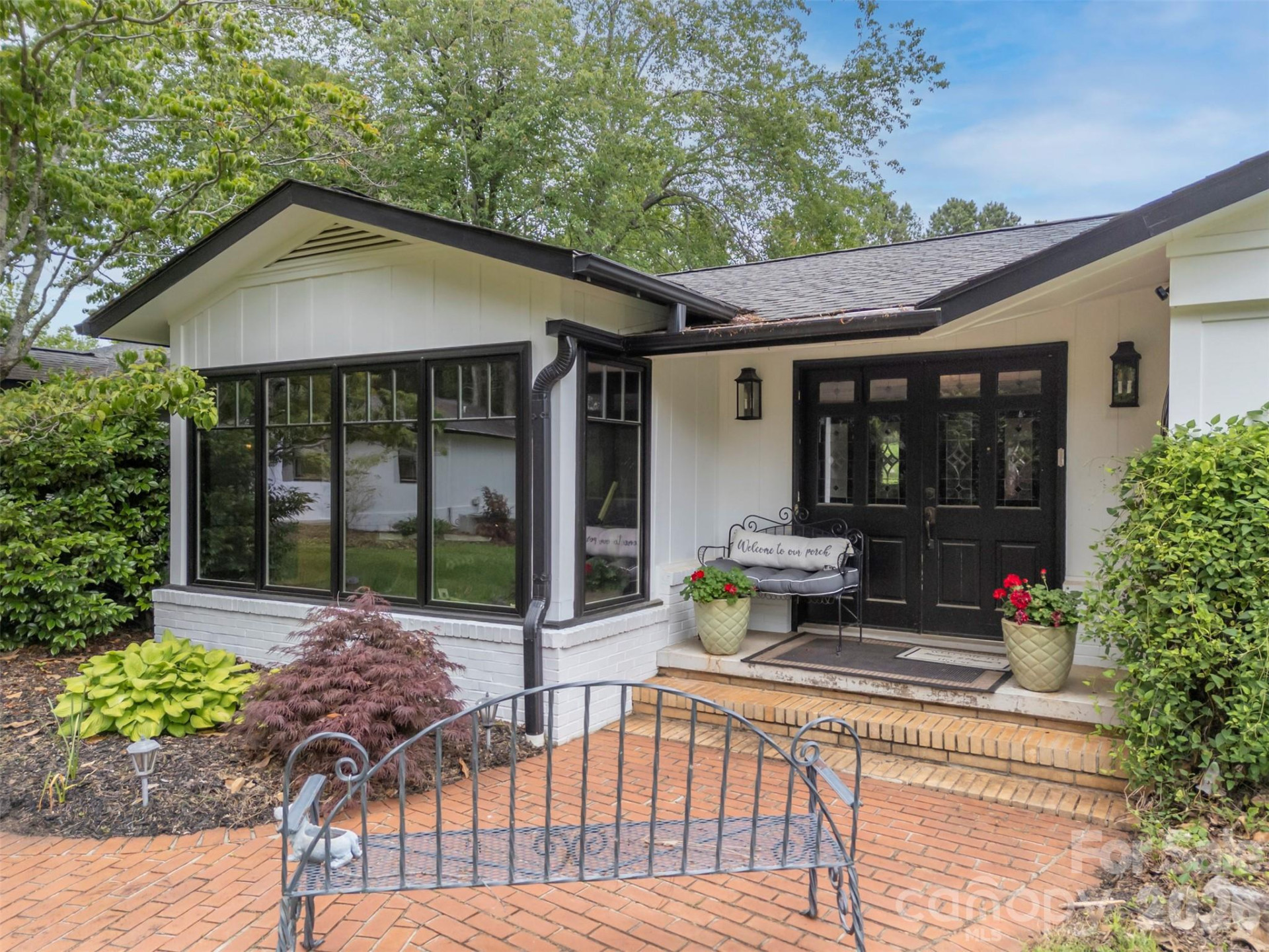 64 Persimmon Hill Drive - Photo 2