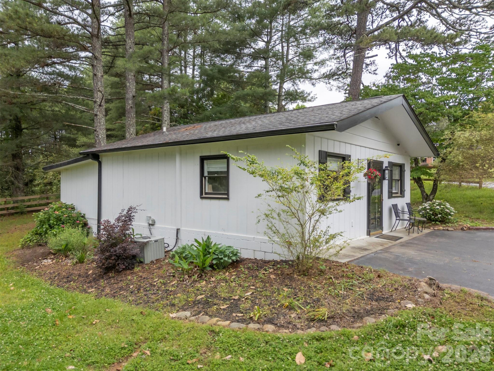 64 Persimmon Hill Drive - Photo 33