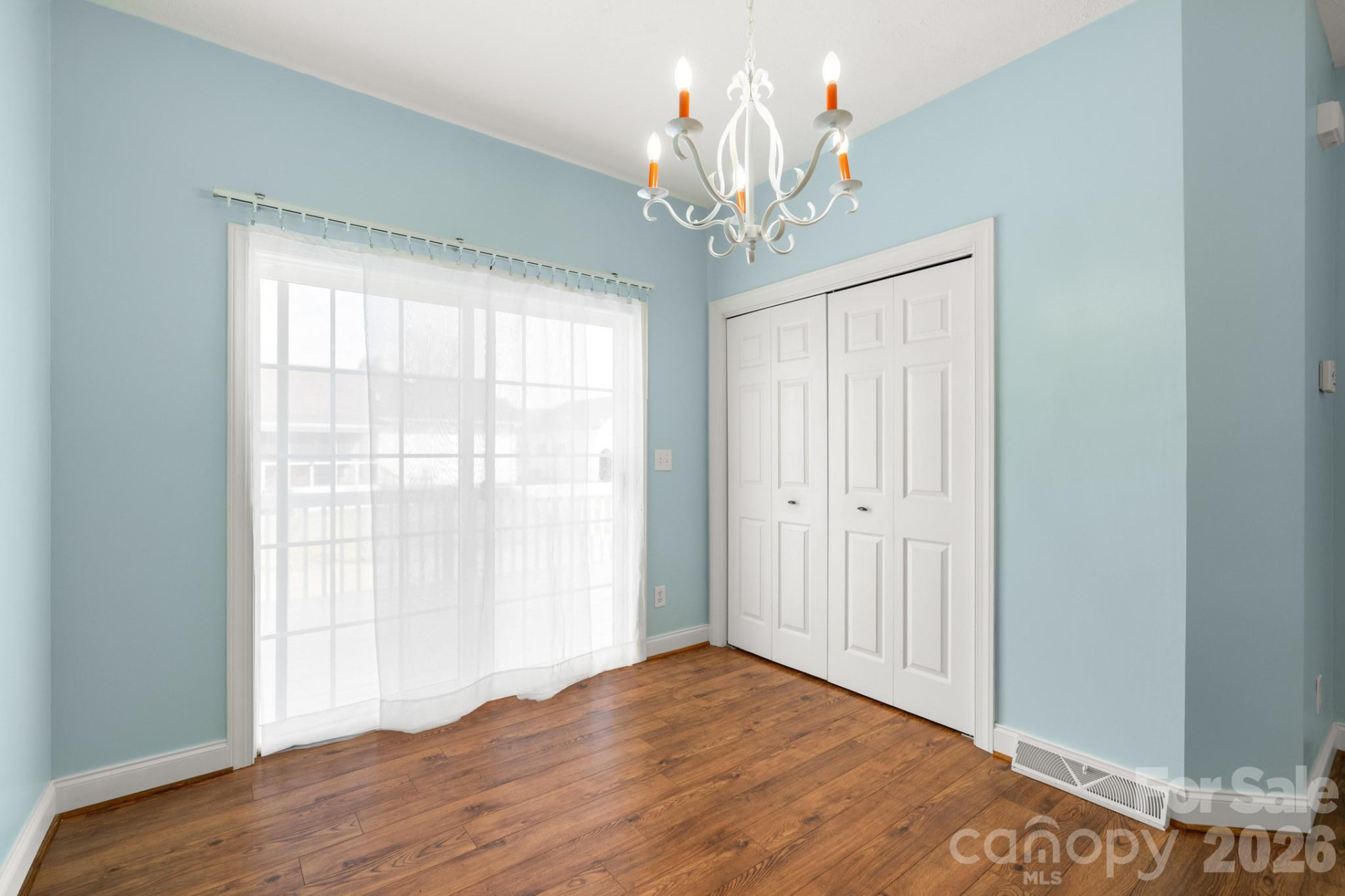 403 Sassafras Drive - Photo 14