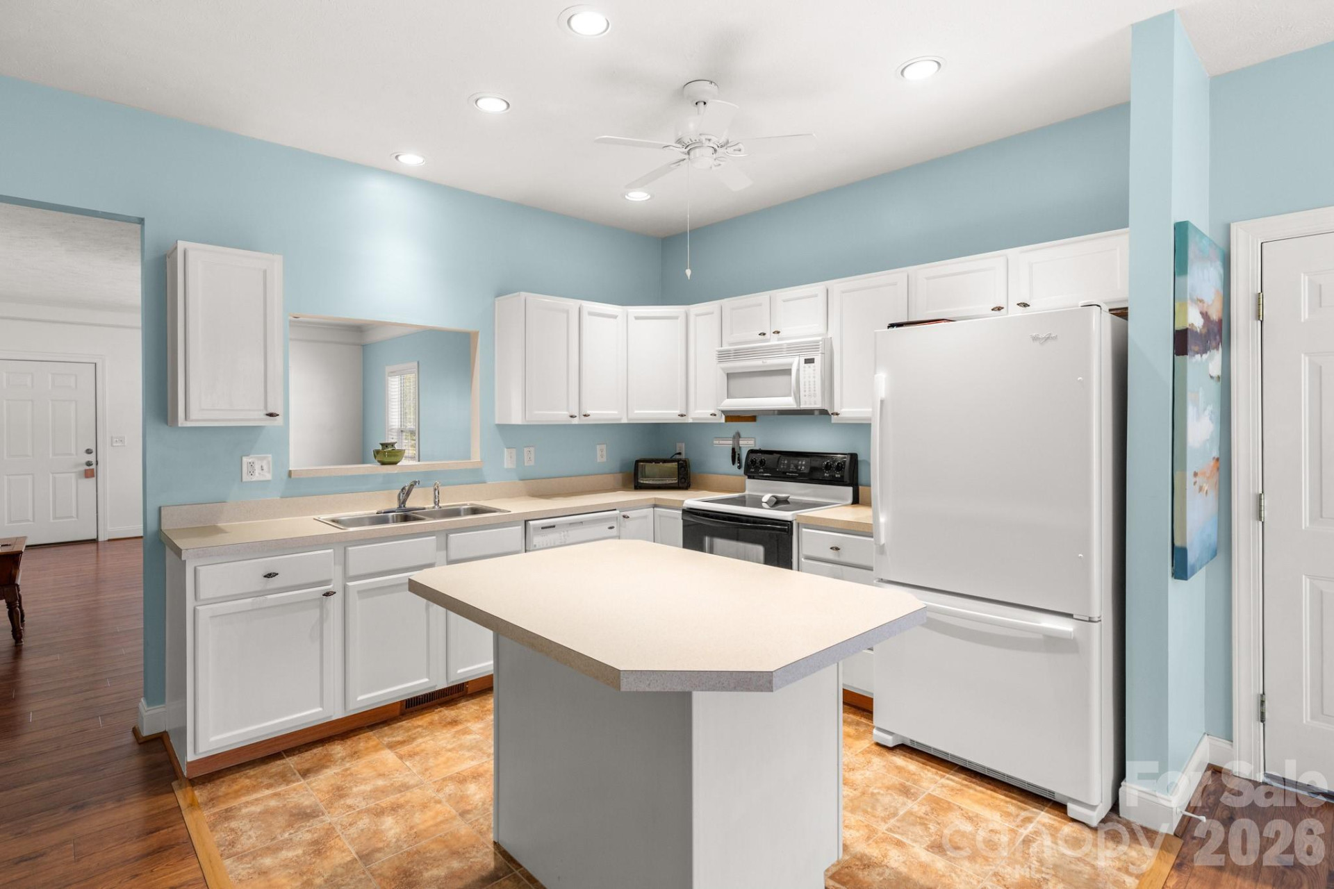 403 Sassafras Drive - Photo 10