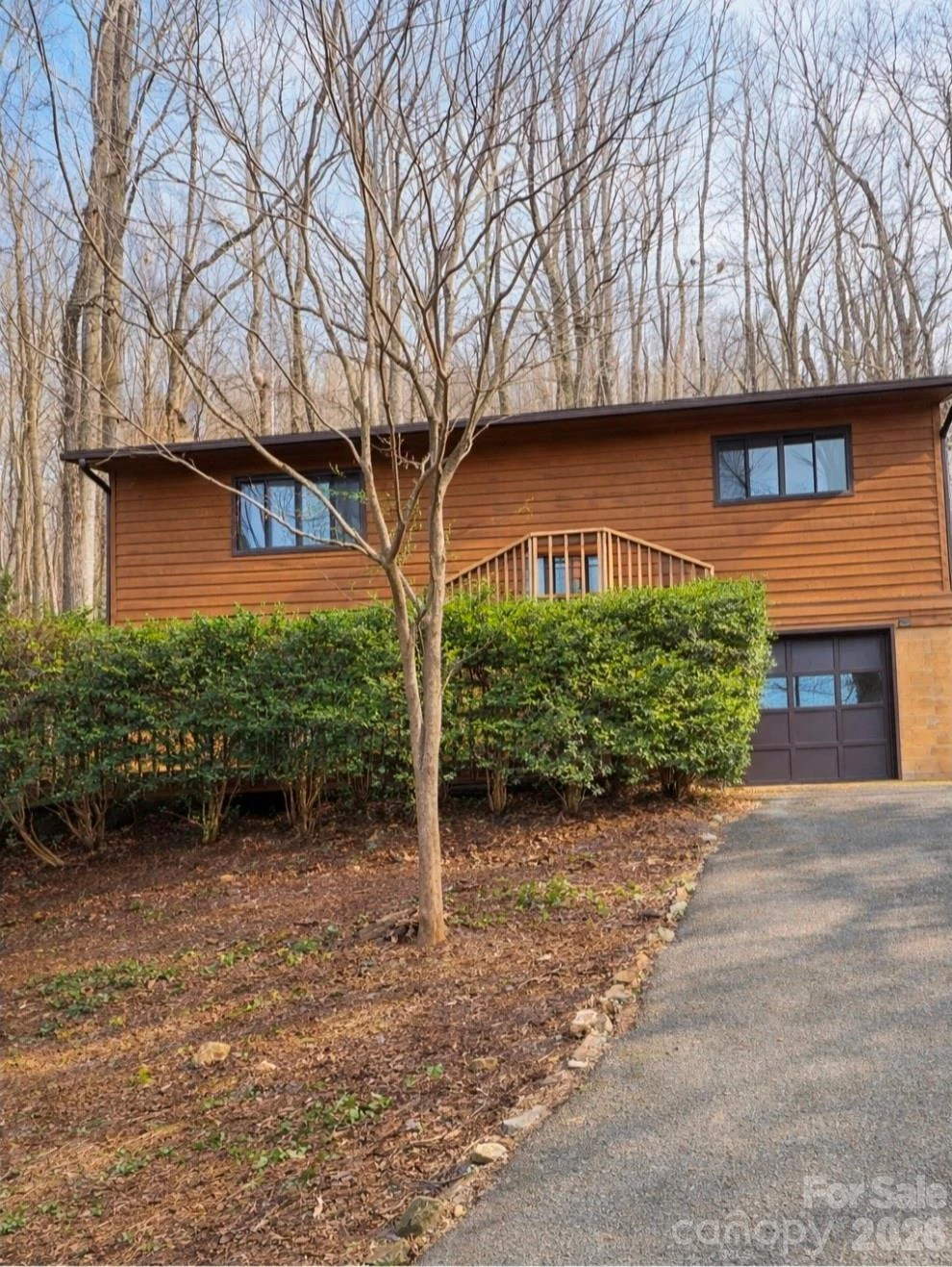 8 Shadywood Circle
