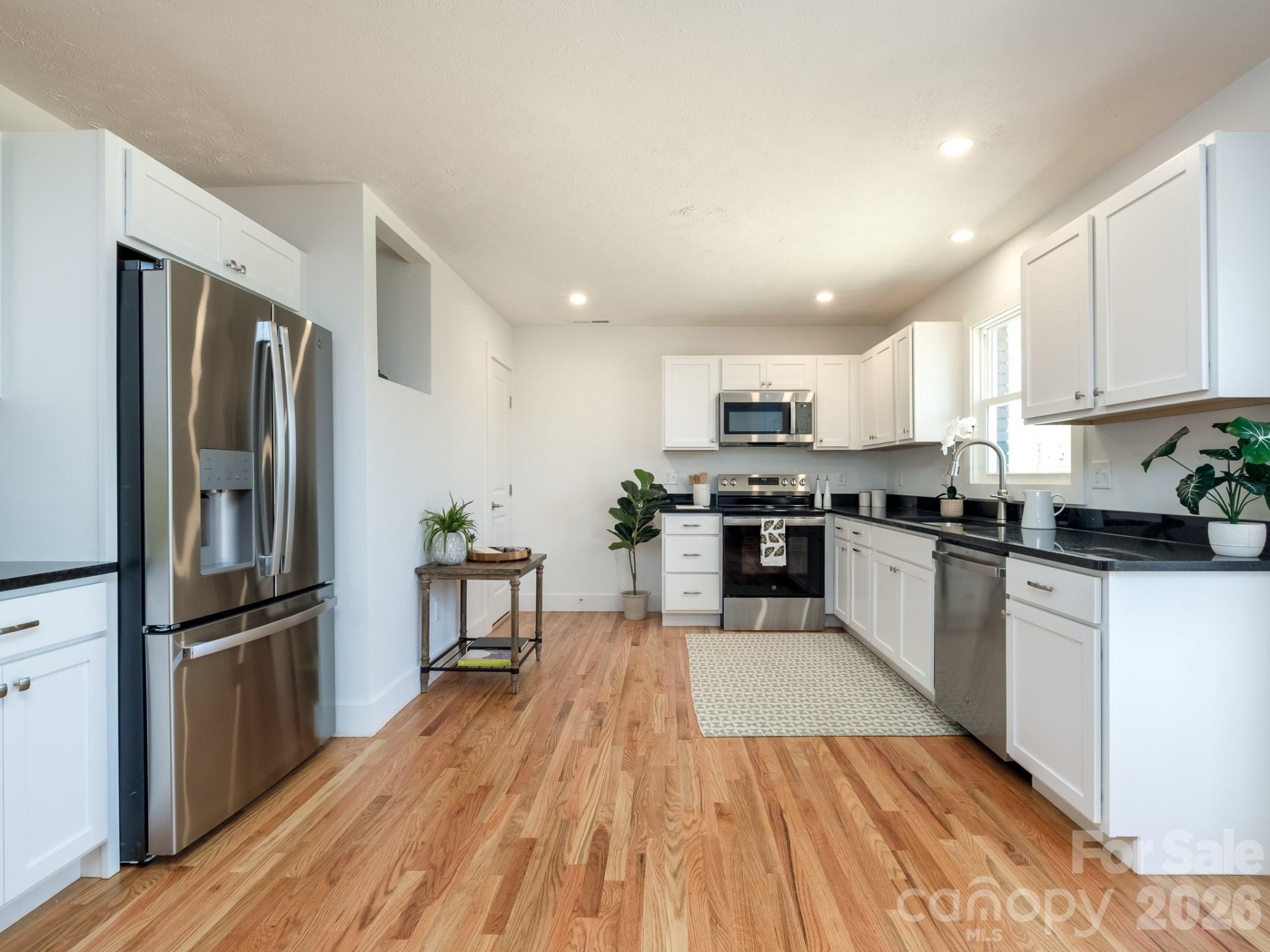 114 Shady Oak Drive - Photo 6