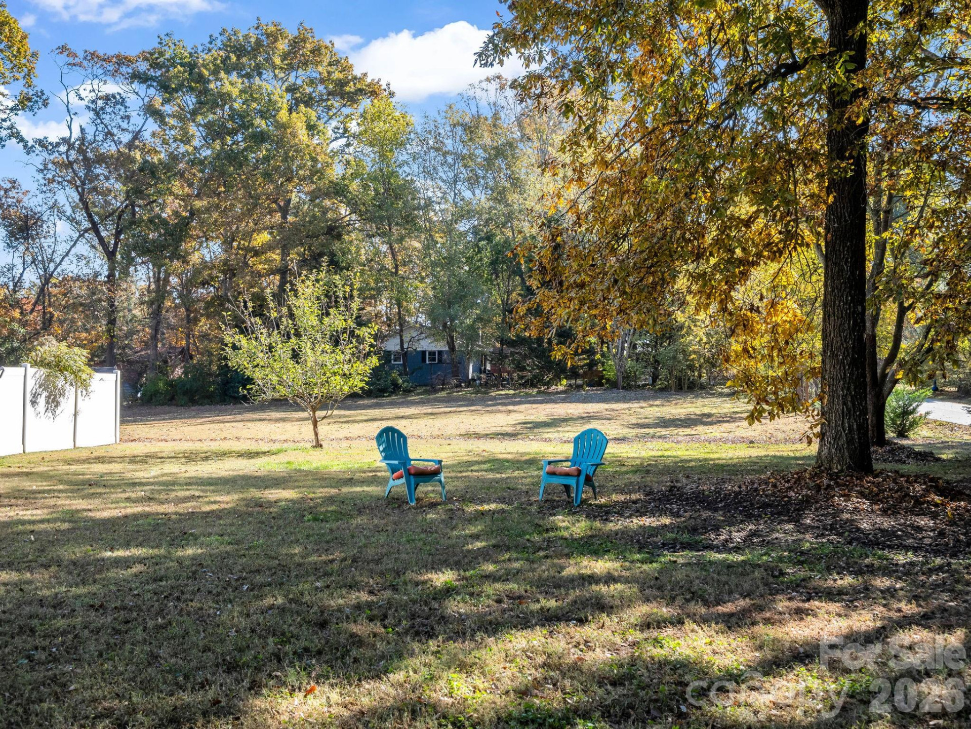 187 High Road - Photo 2