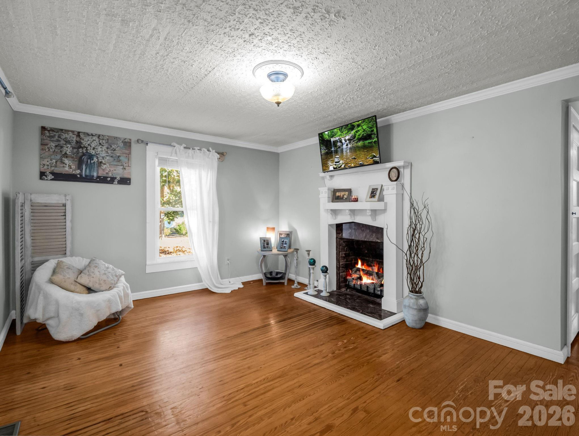 187 High Road - Photo 4