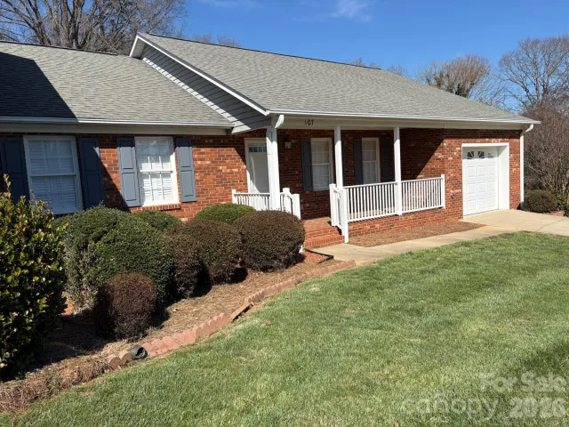 107 Forrest Glenn Court