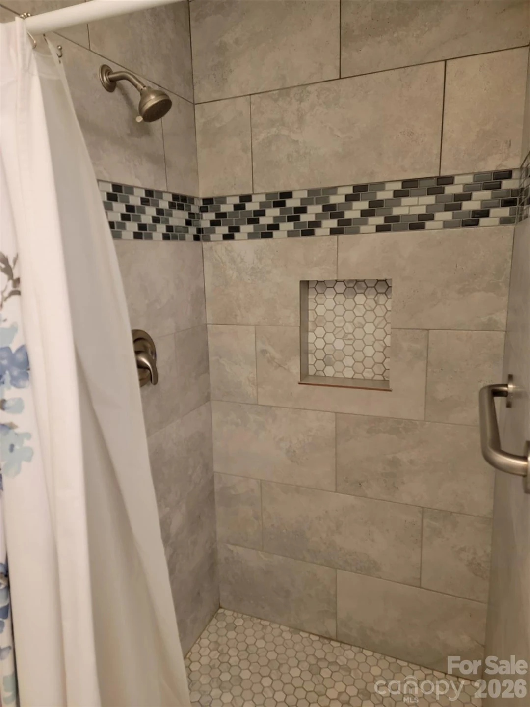 107 Forrest Glenn Court - Photo 13