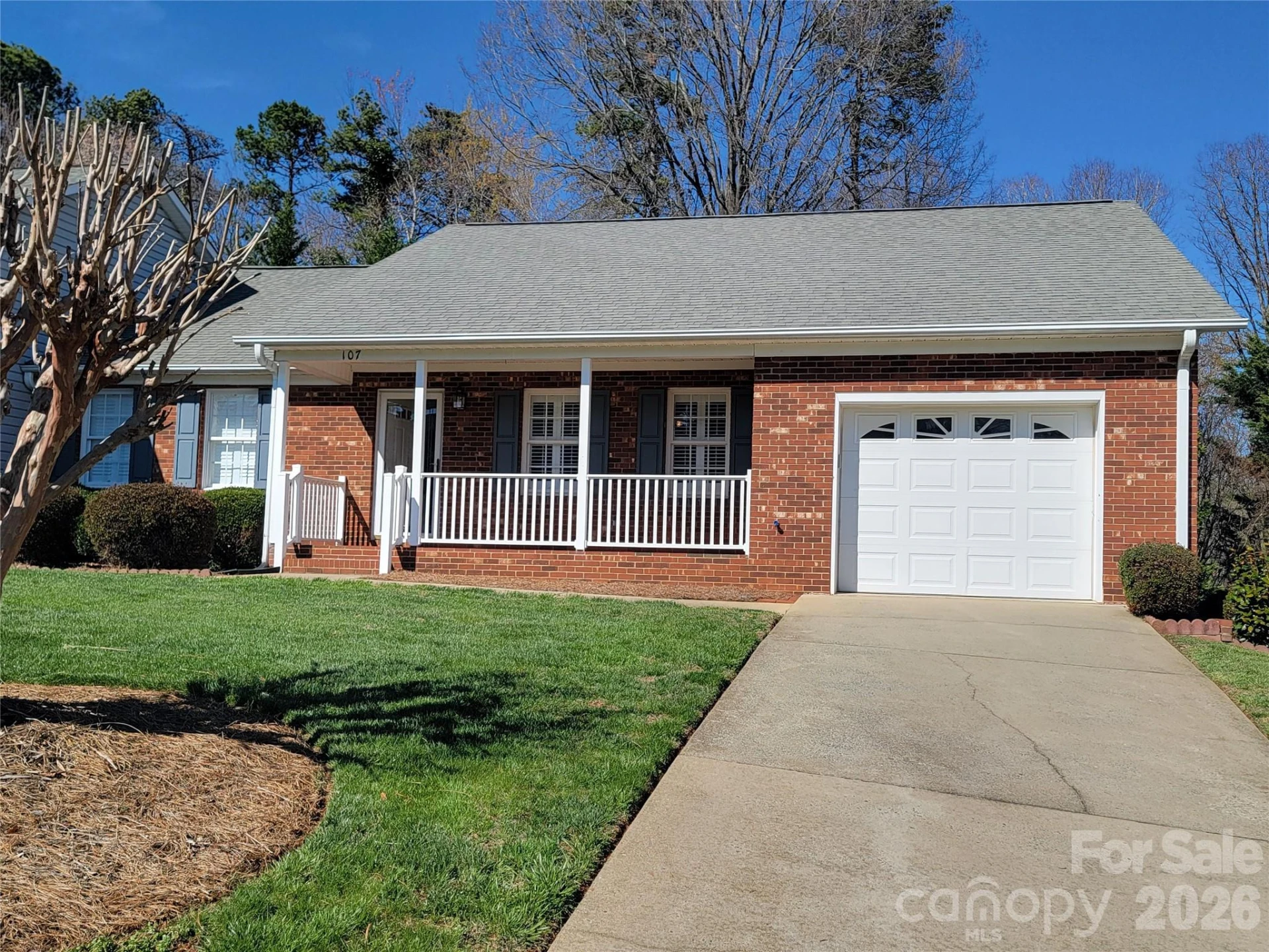 107 Forrest Glenn Court - Photo 3