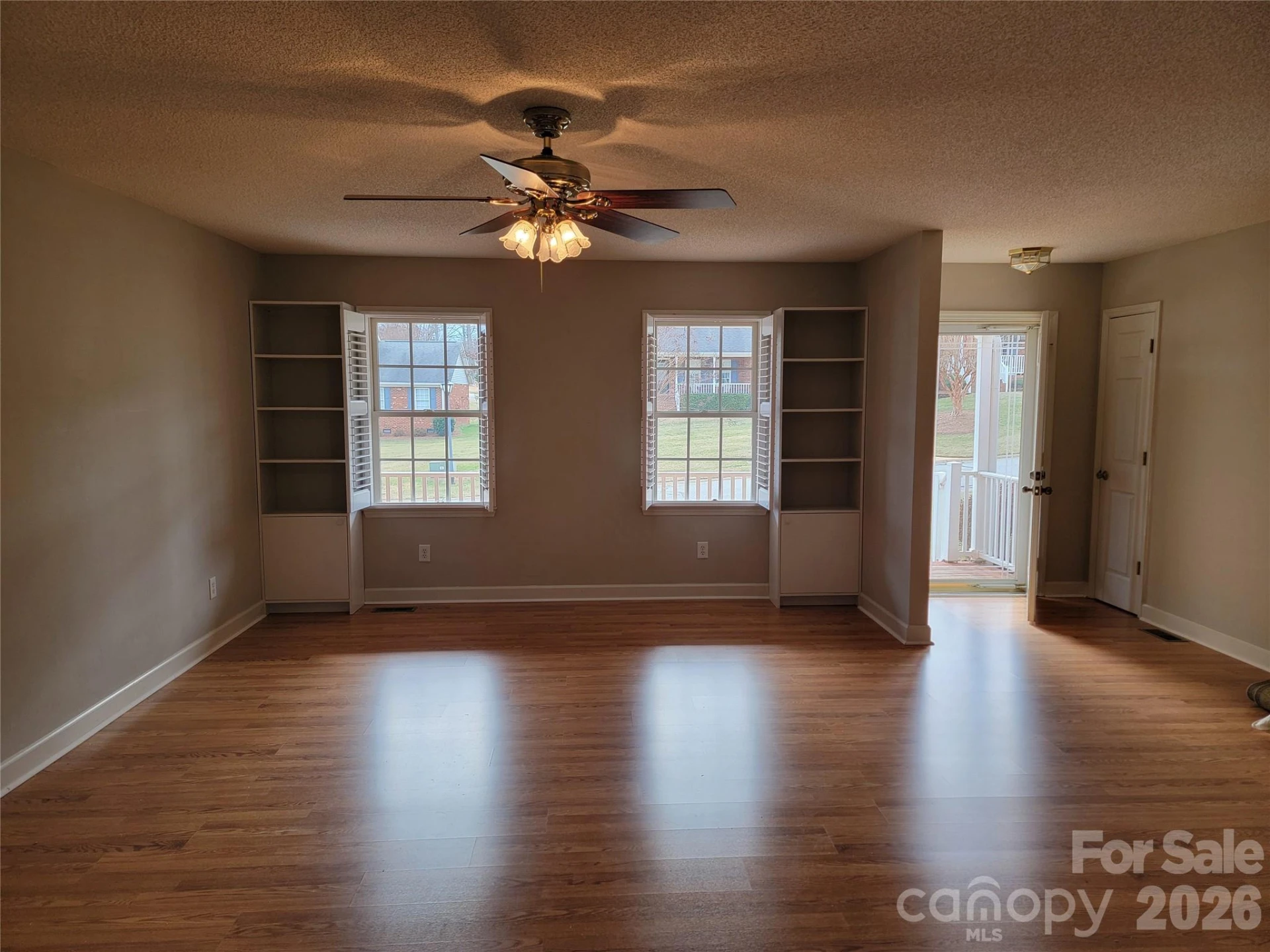 107 Forrest Glenn Court - Photo 34