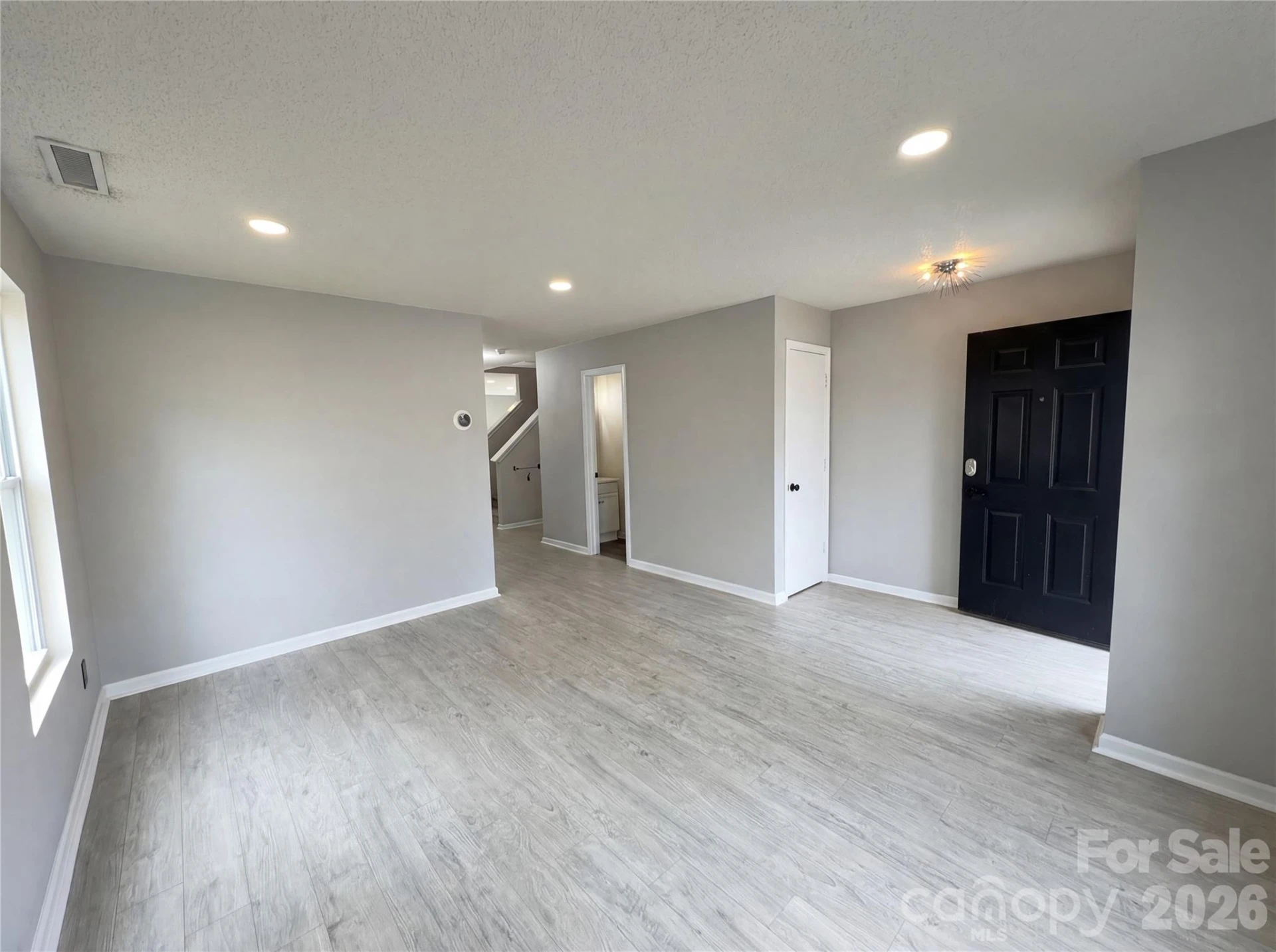 1911 Almond Hills Drive - Photo 3
