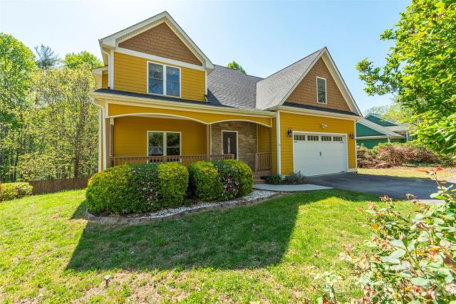 75 Noble Road, Fairview, NC, 28730