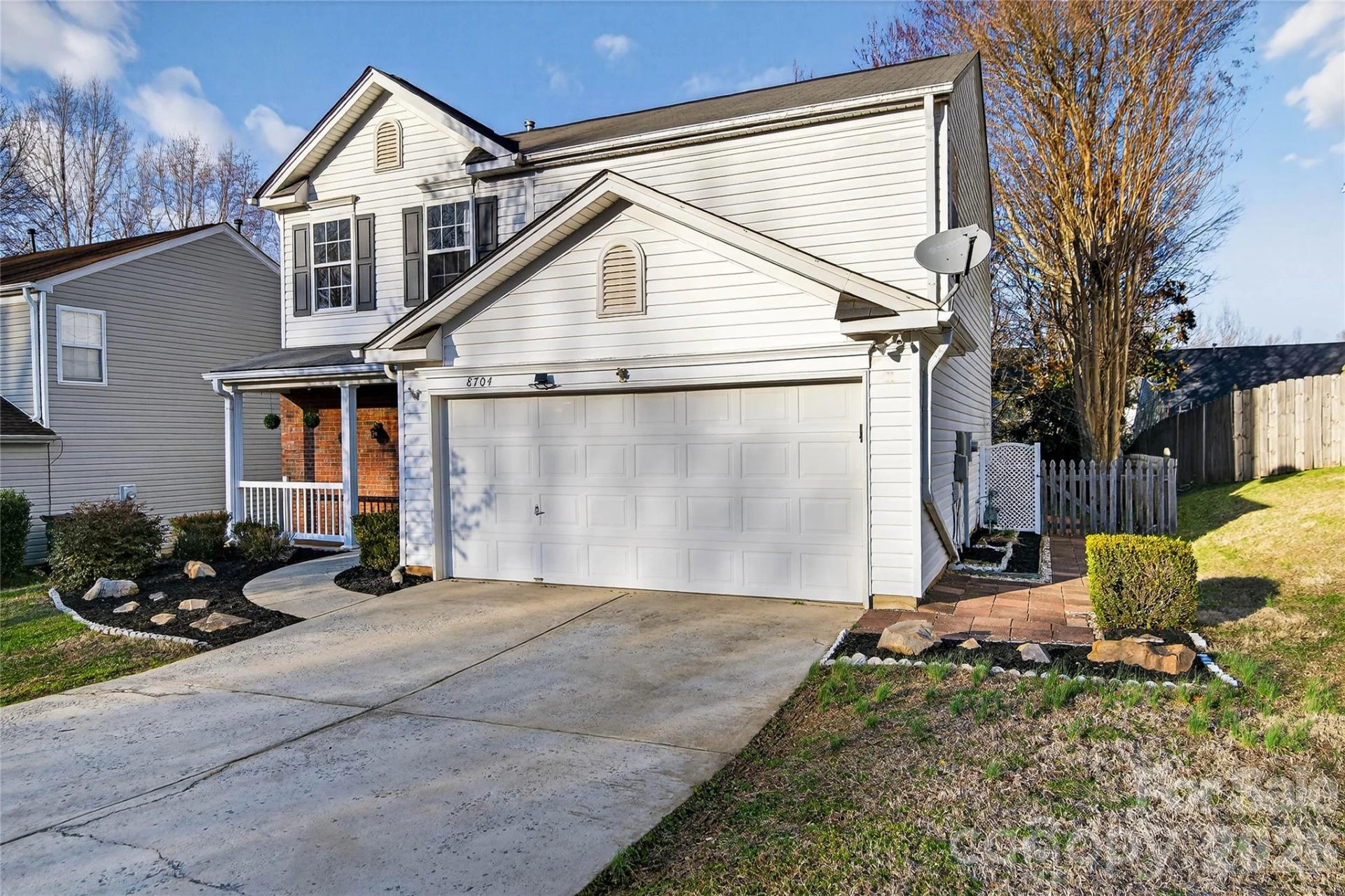 8704 Laurel Run Drive - Photo 11