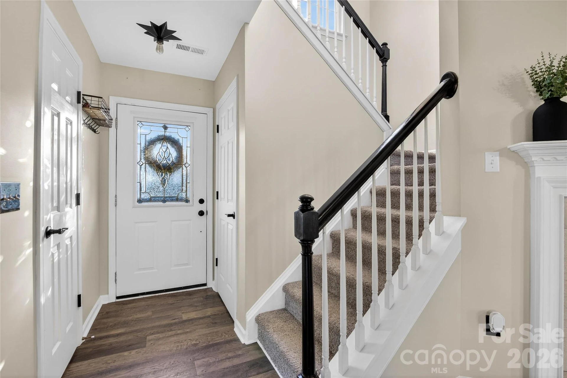 8704 Laurel Run Drive - Photo 19