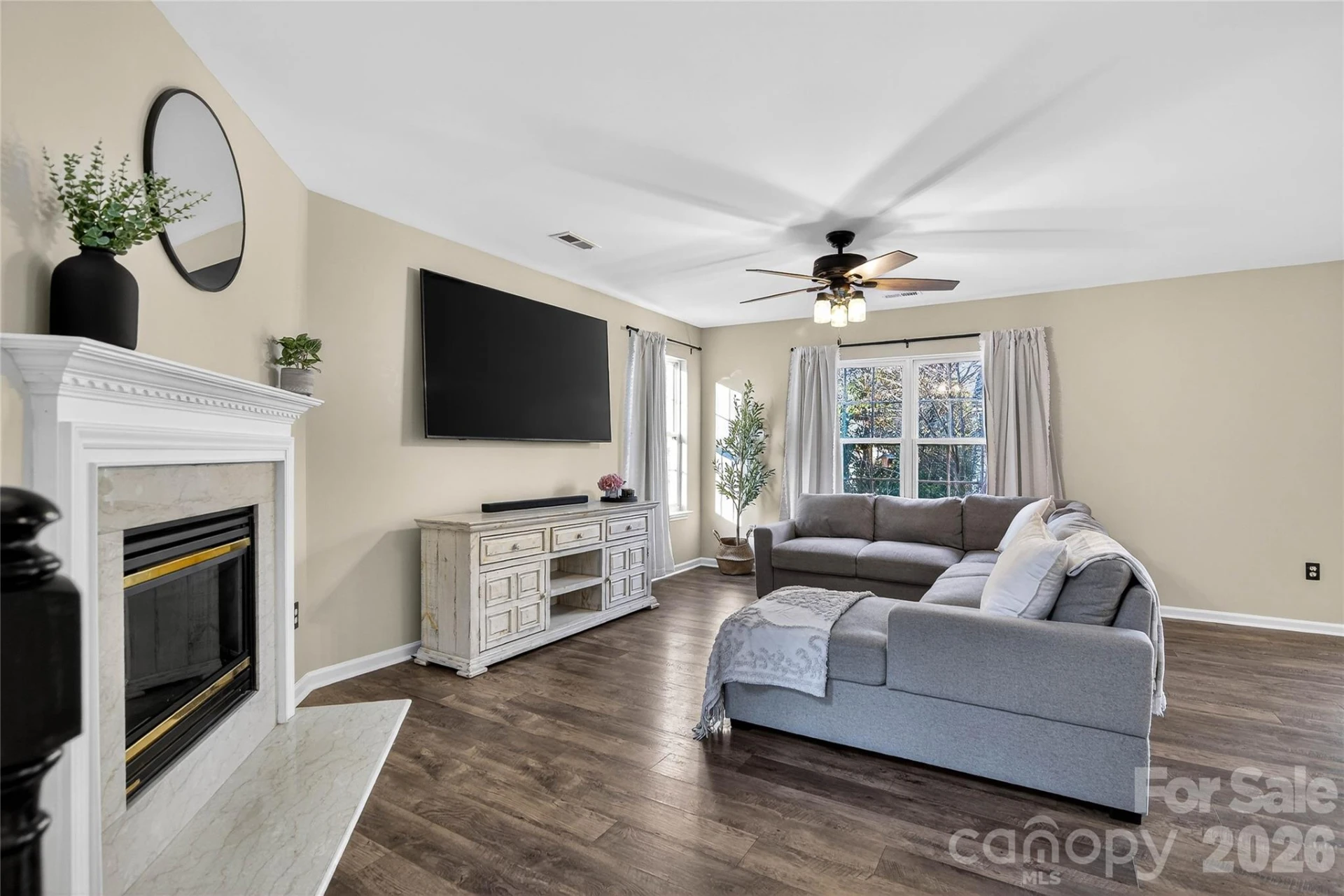 8704 Laurel Run Drive - Photo 3