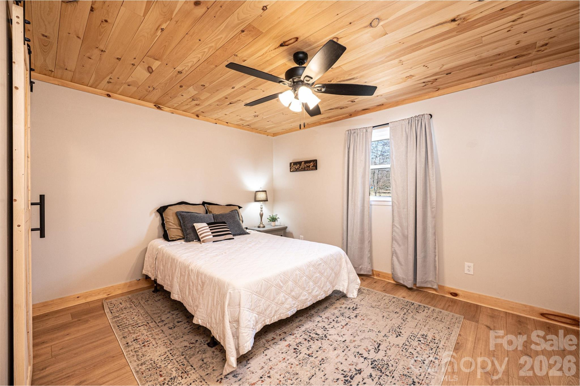 110 Windsor Street - Photo 12