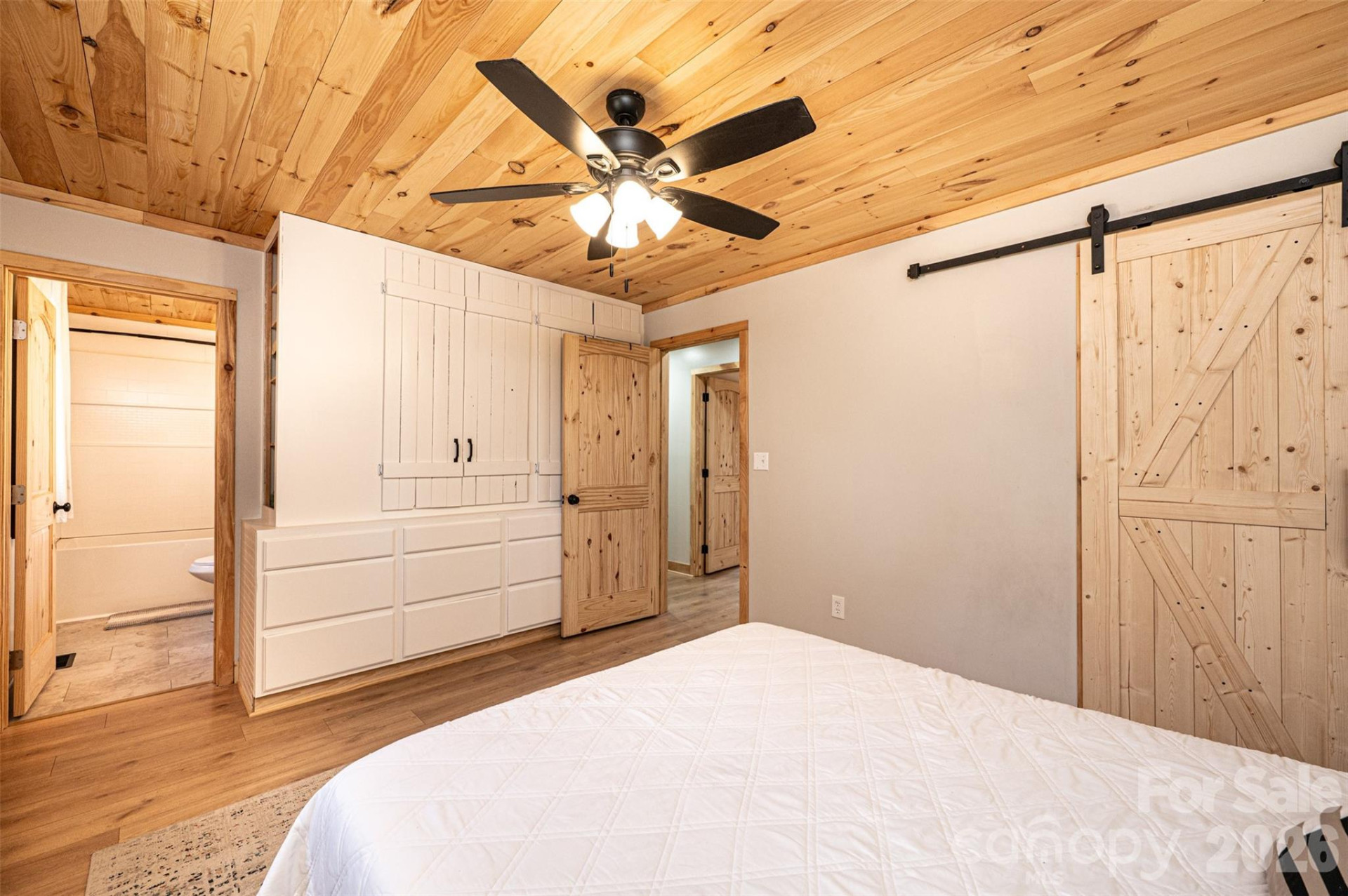 110 Windsor Street - Photo 14