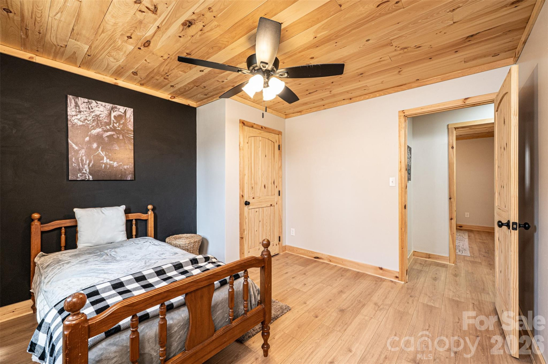 110 Windsor Street - Photo 17