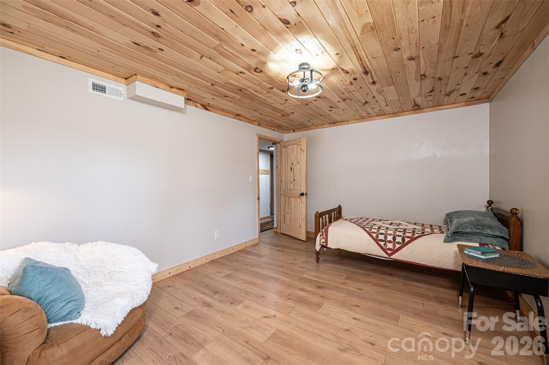 110 Windsor Street - Photo 26