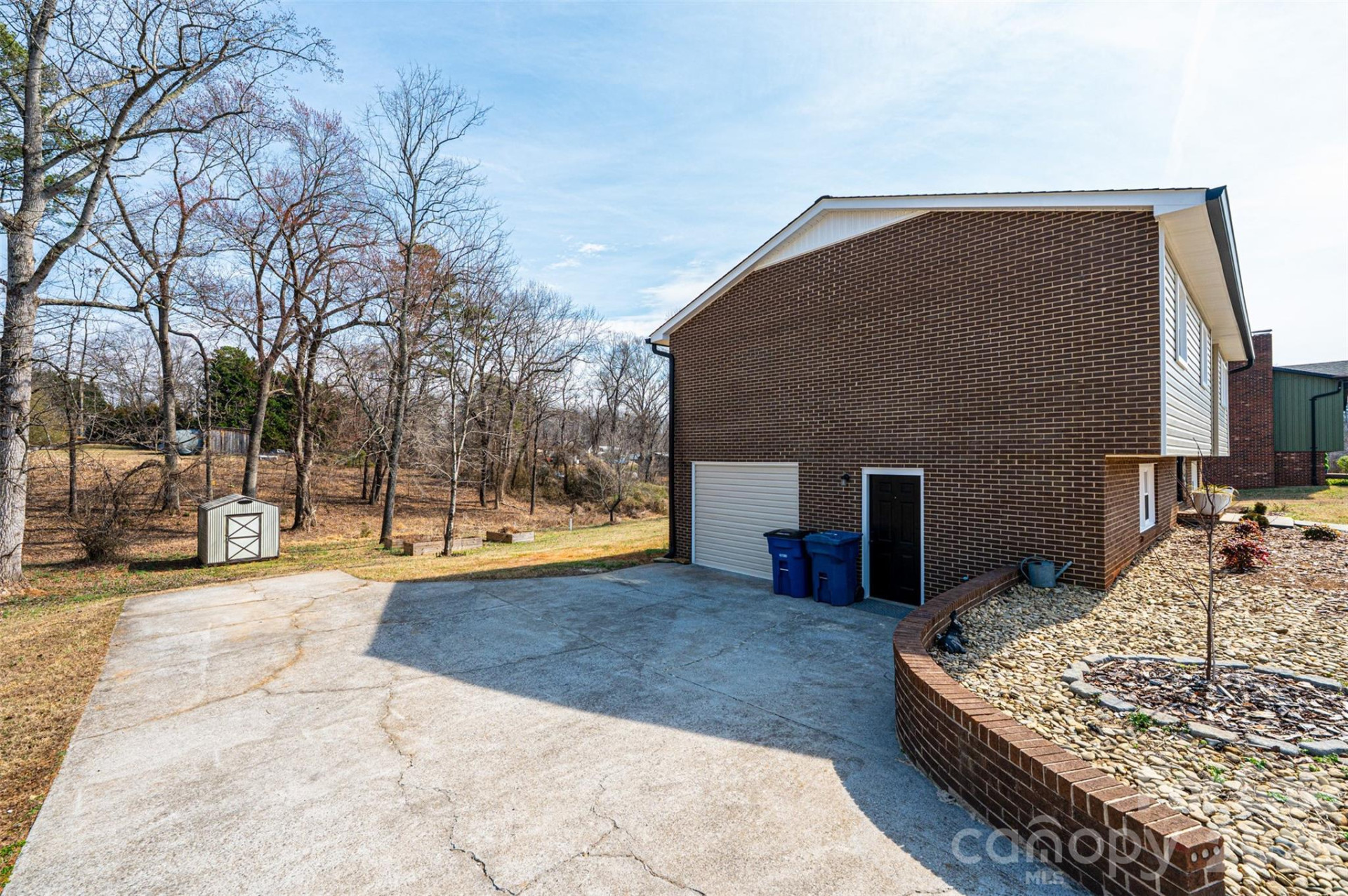 110 Windsor Street - Photo 29
