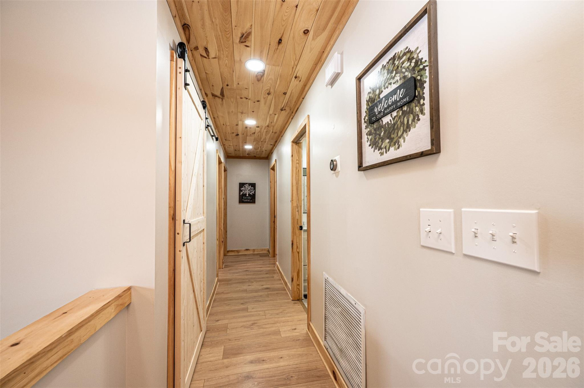 110 Windsor Street - Photo 10