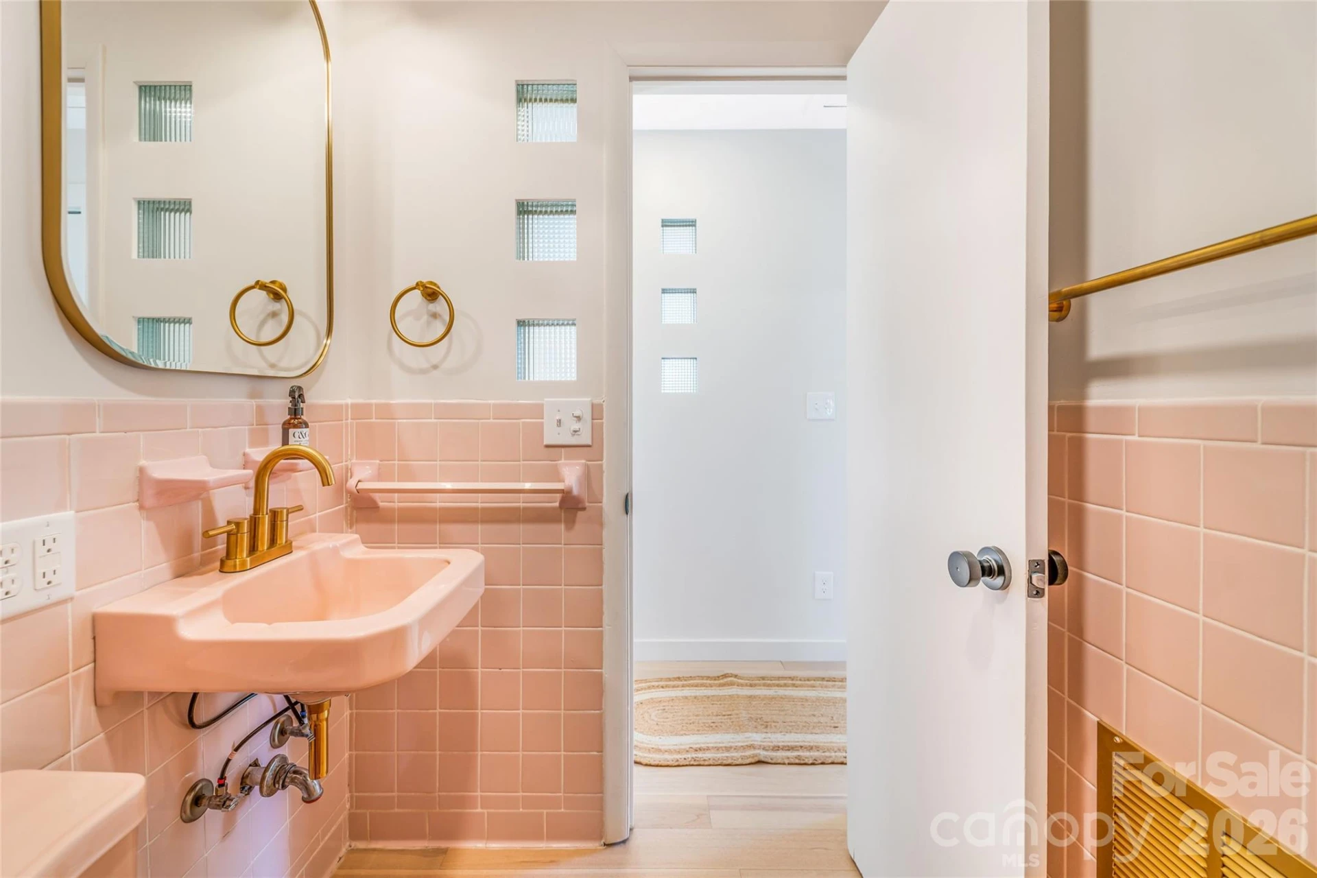 11 Clinton Street - Photo 8