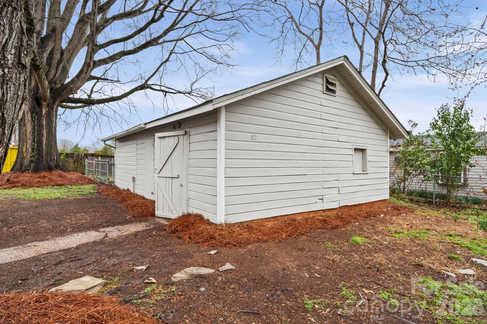 411 Jackson Street - Photo 12