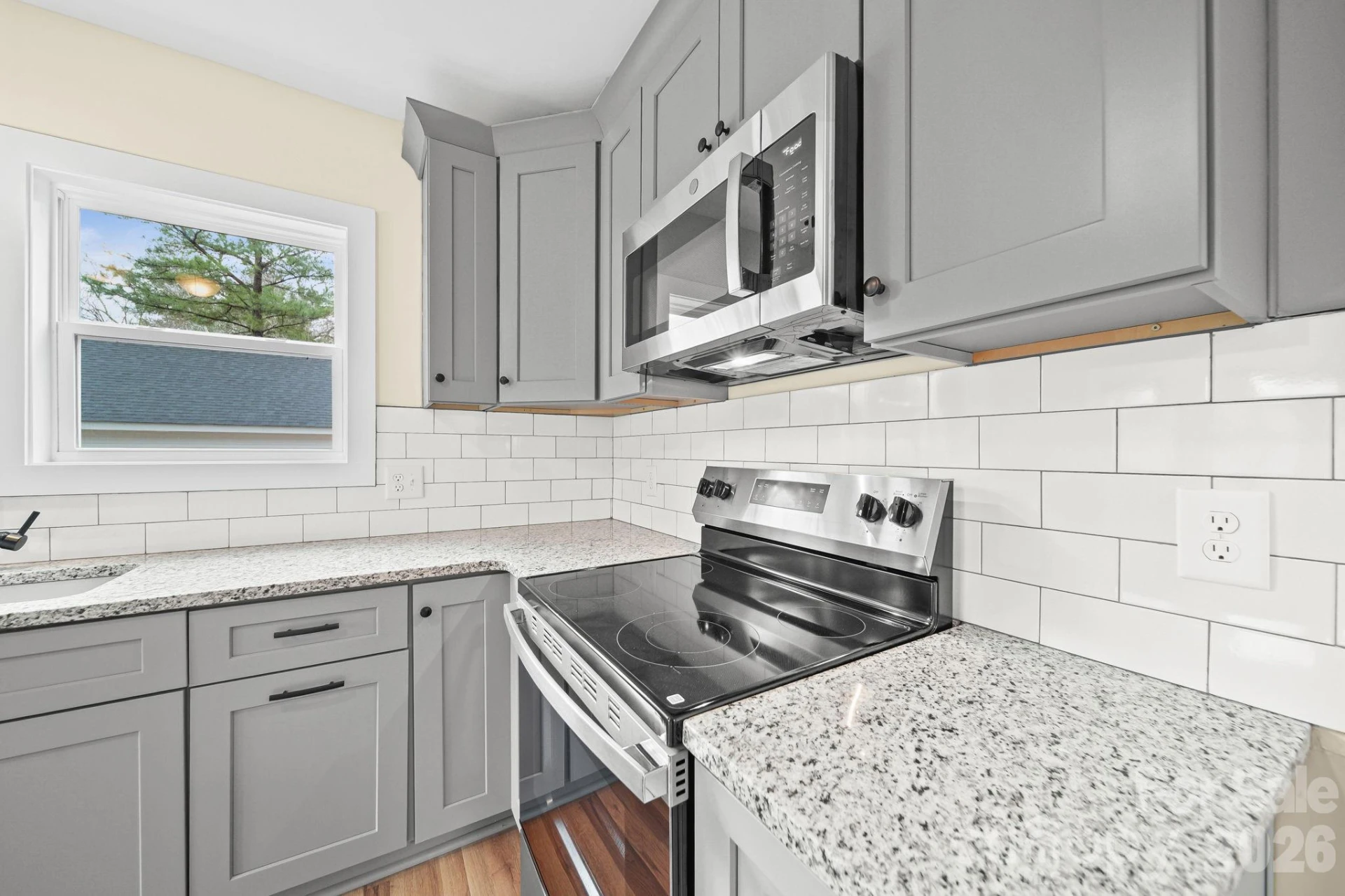 411 Jackson Street - Photo 14