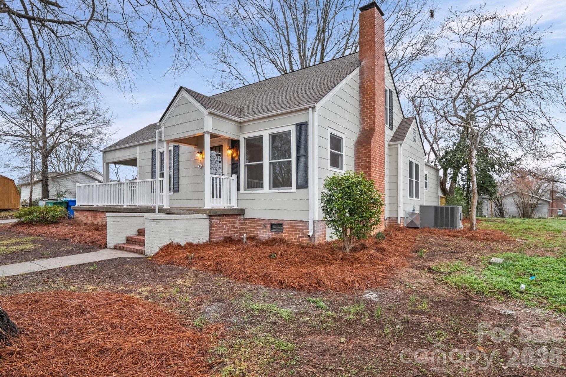 411 Jackson Street - Photo 4