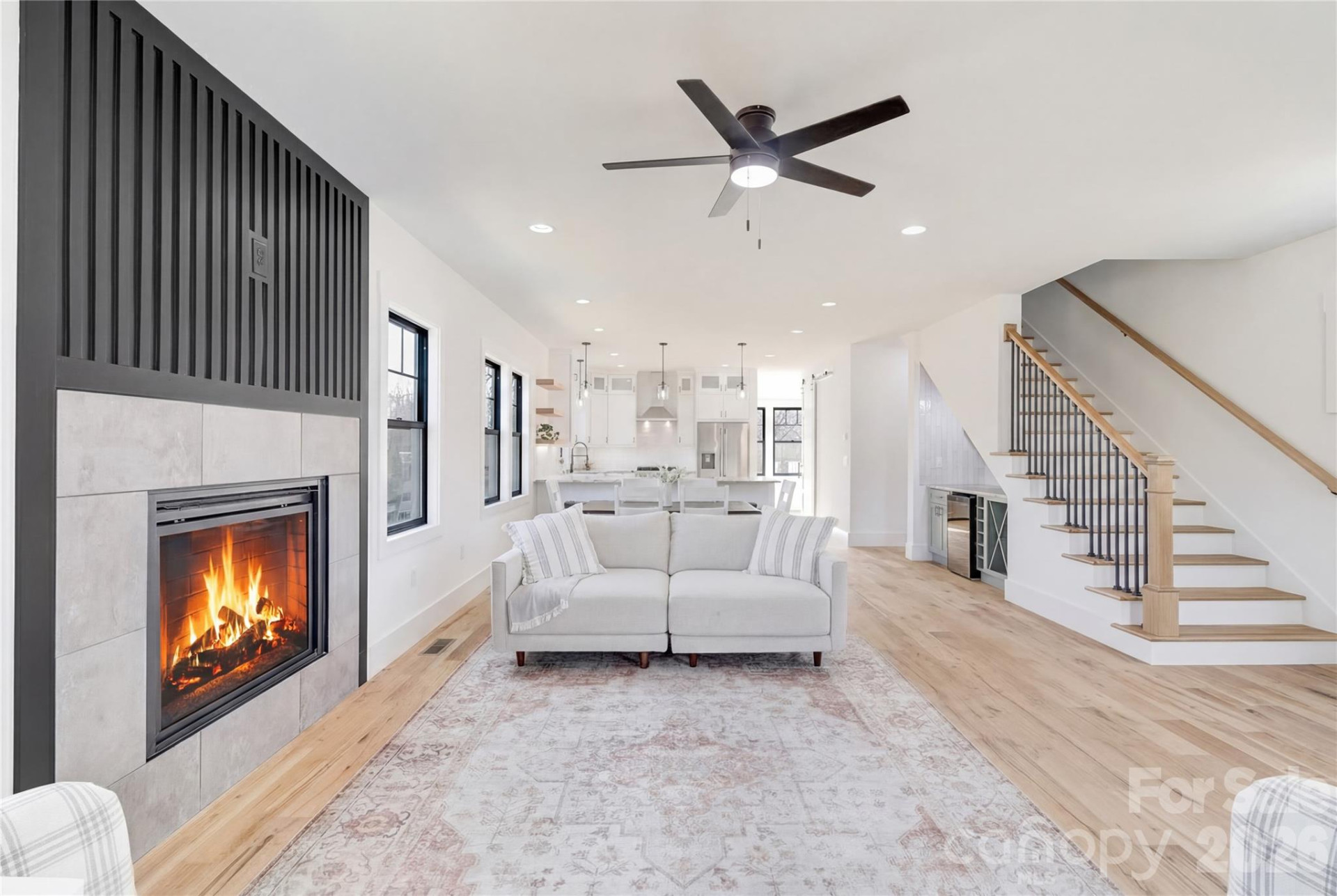 4 Martha Kate Drive - Photo 3