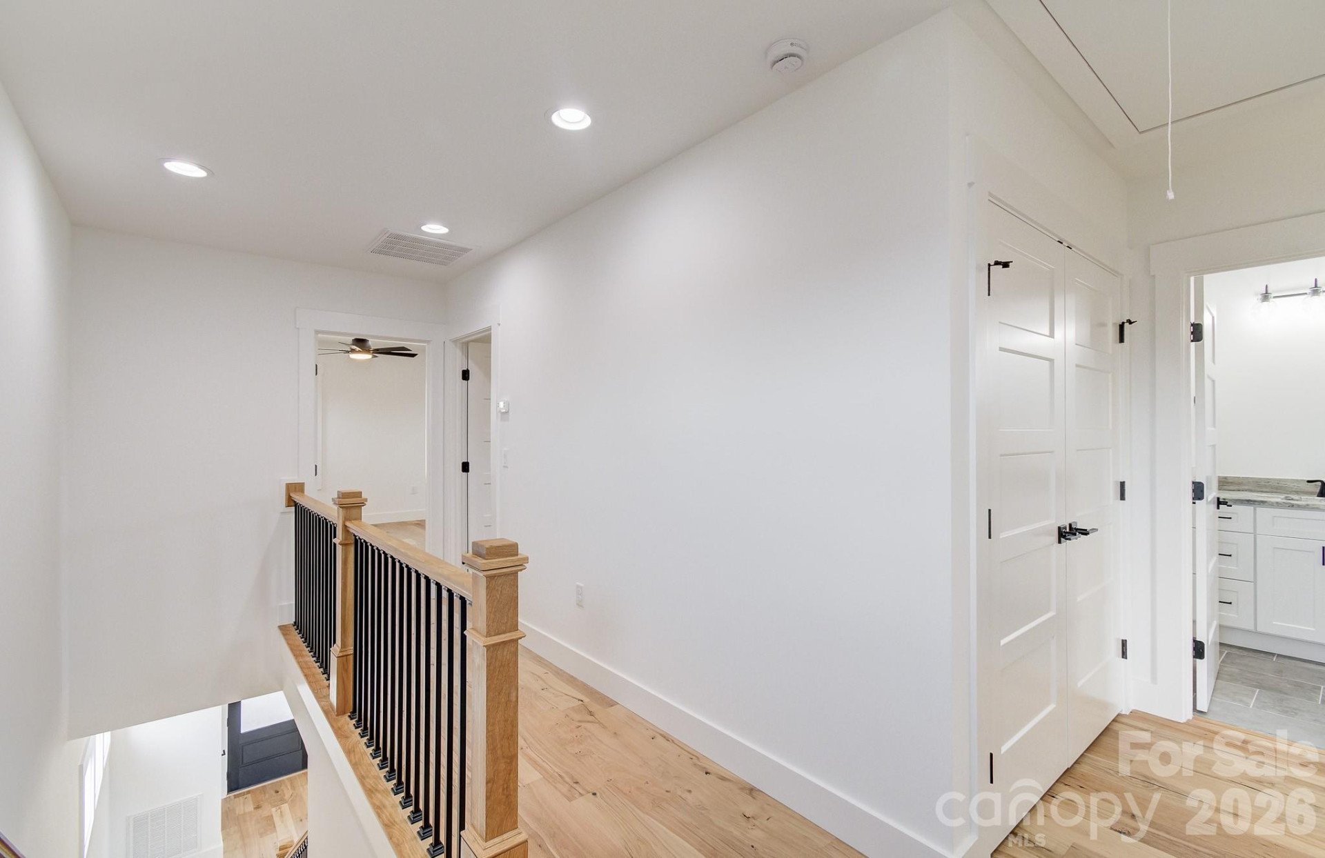 4 Martha Kate Drive - Photo 33