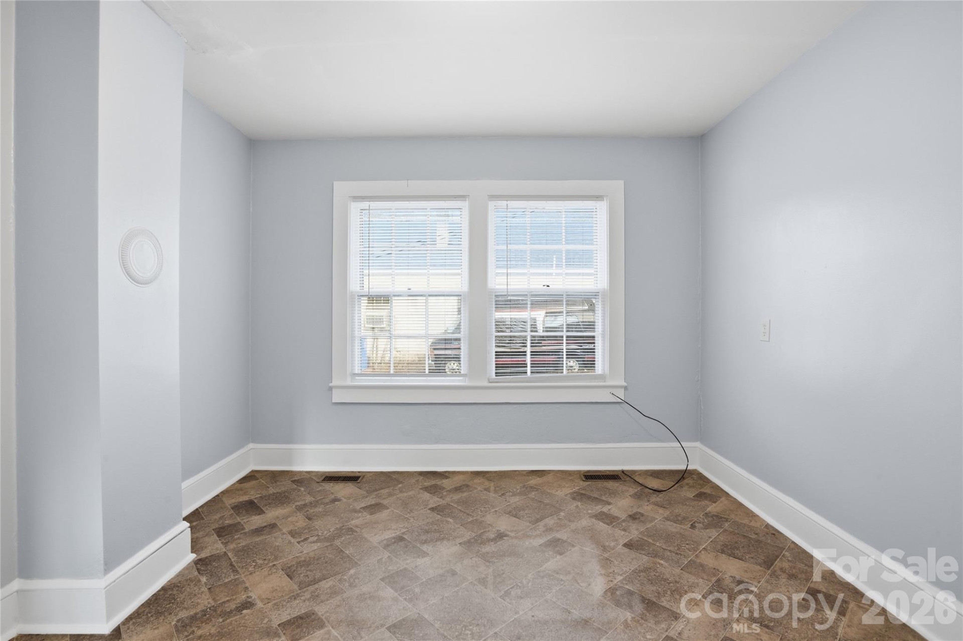 358 Cleghorn Street - Photo 12