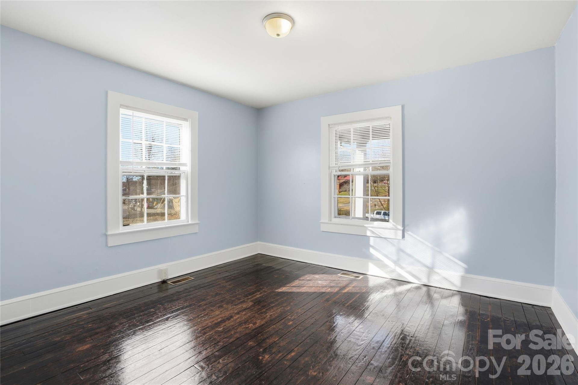 358 Cleghorn Street - Photo 15