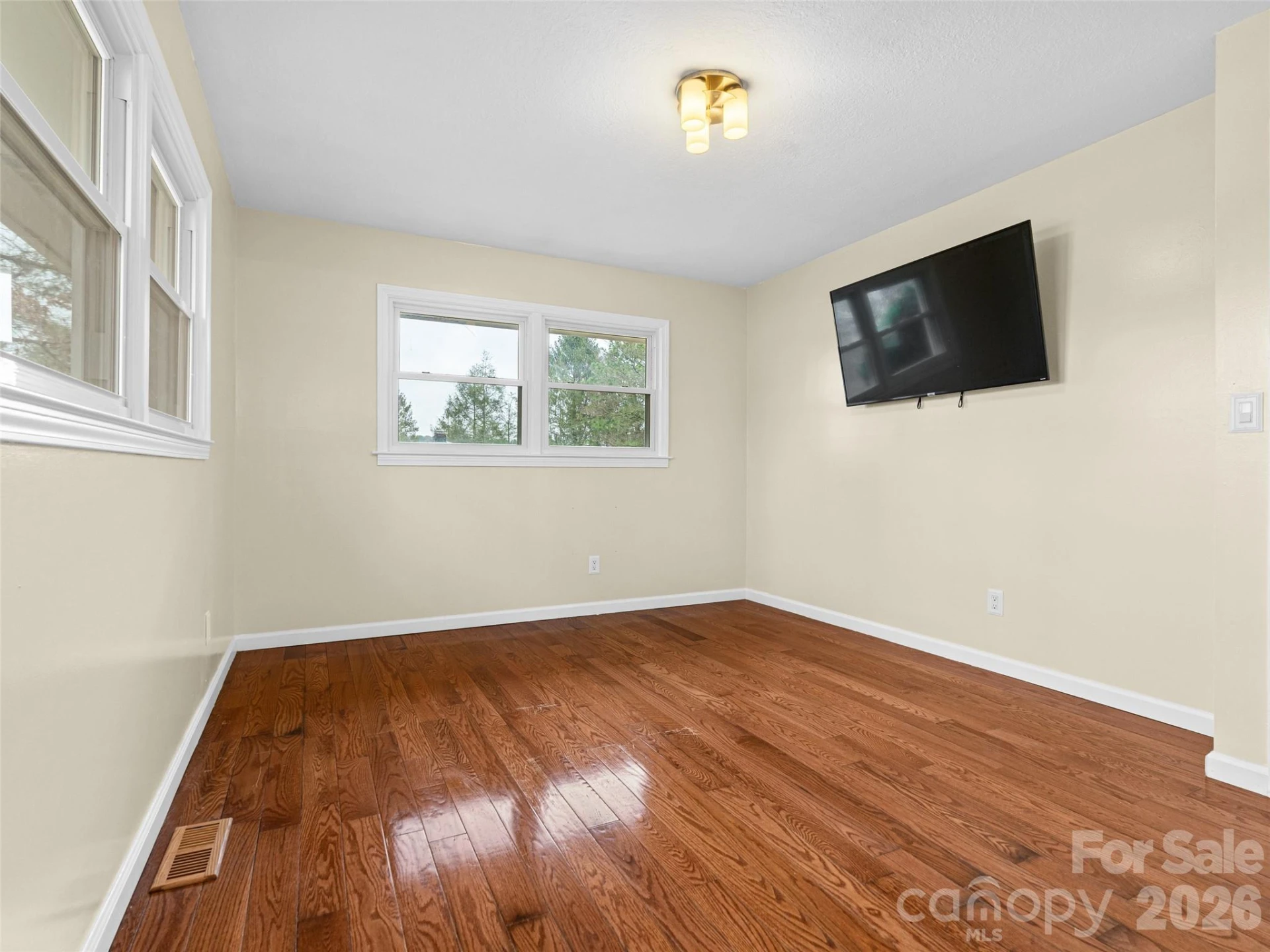 1034 Orchard Road - Photo 15