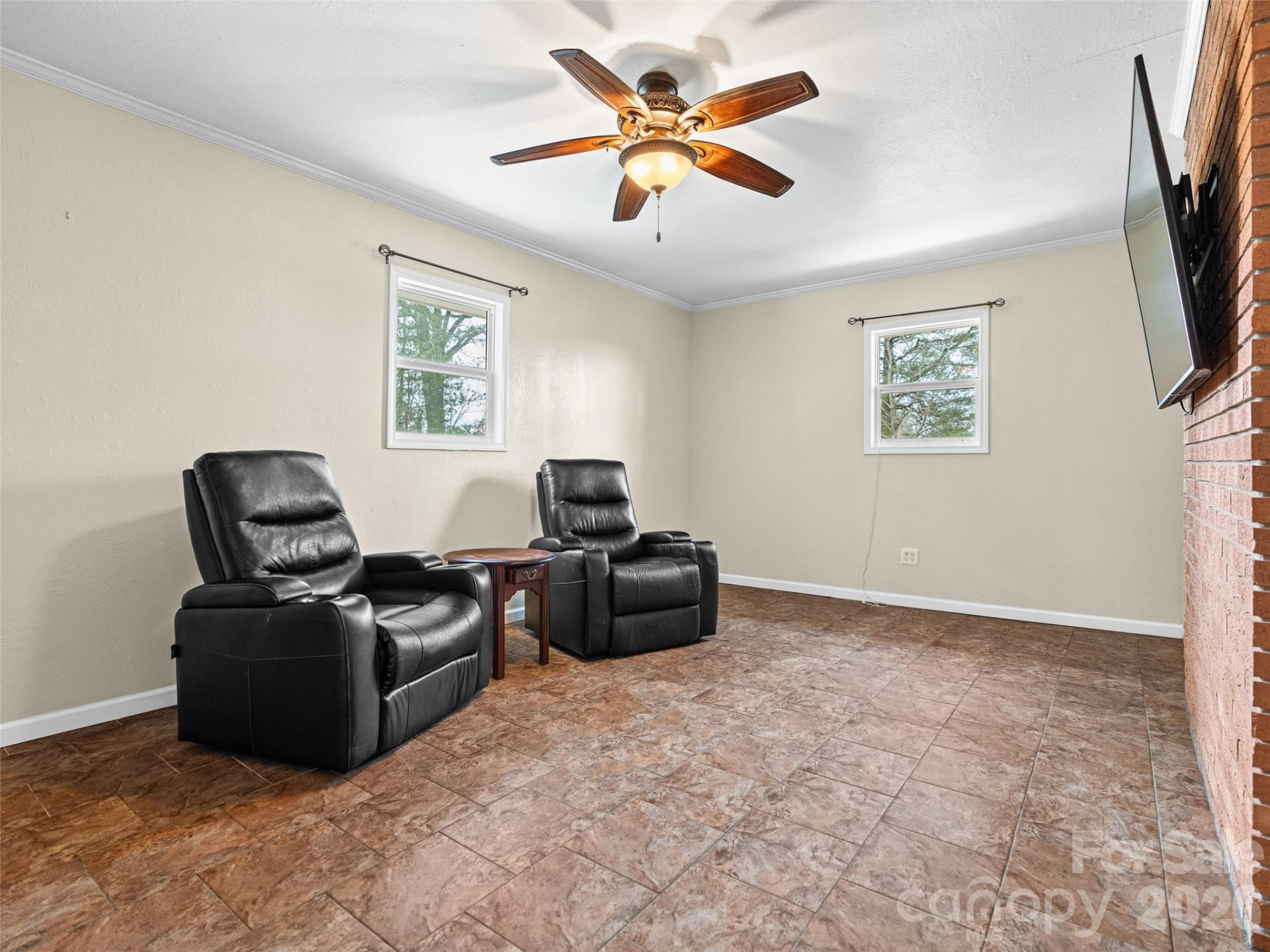 1034 Orchard Road - Photo 18