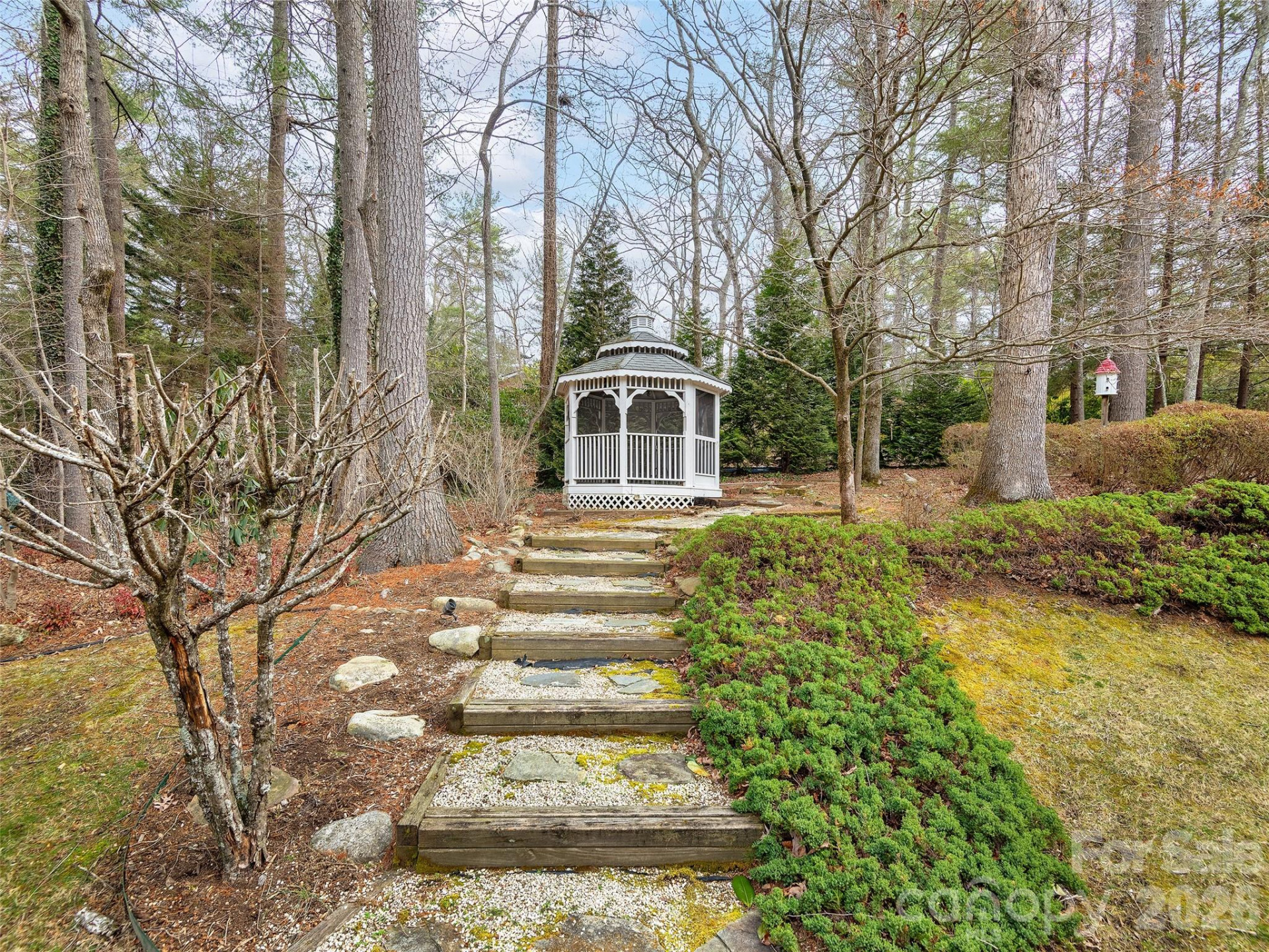 110 Glengary Drive - Photo 32