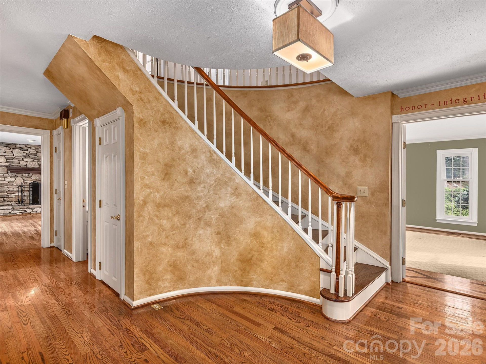 110 Glengary Drive - Photo 6